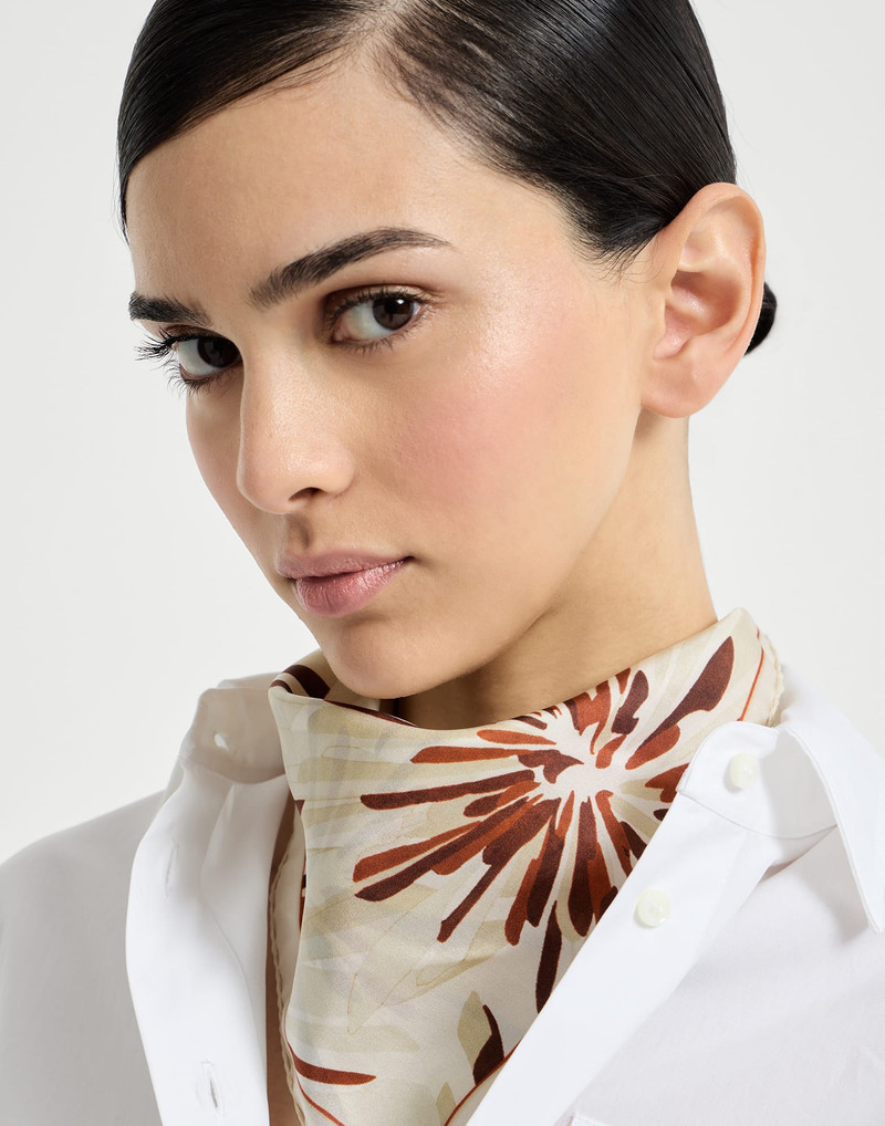 Silk bloom print pongee foulard 3