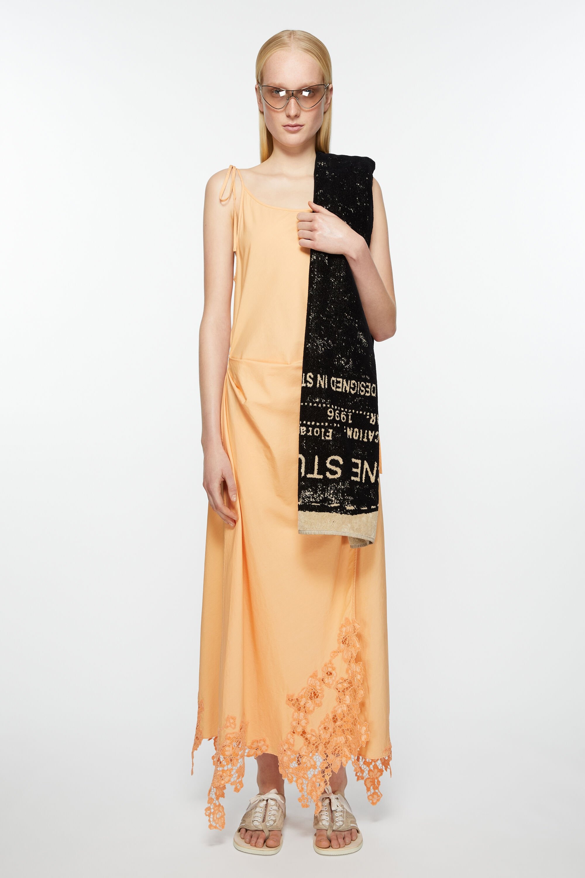 Lace wrap dress - Pastel Orange - 2