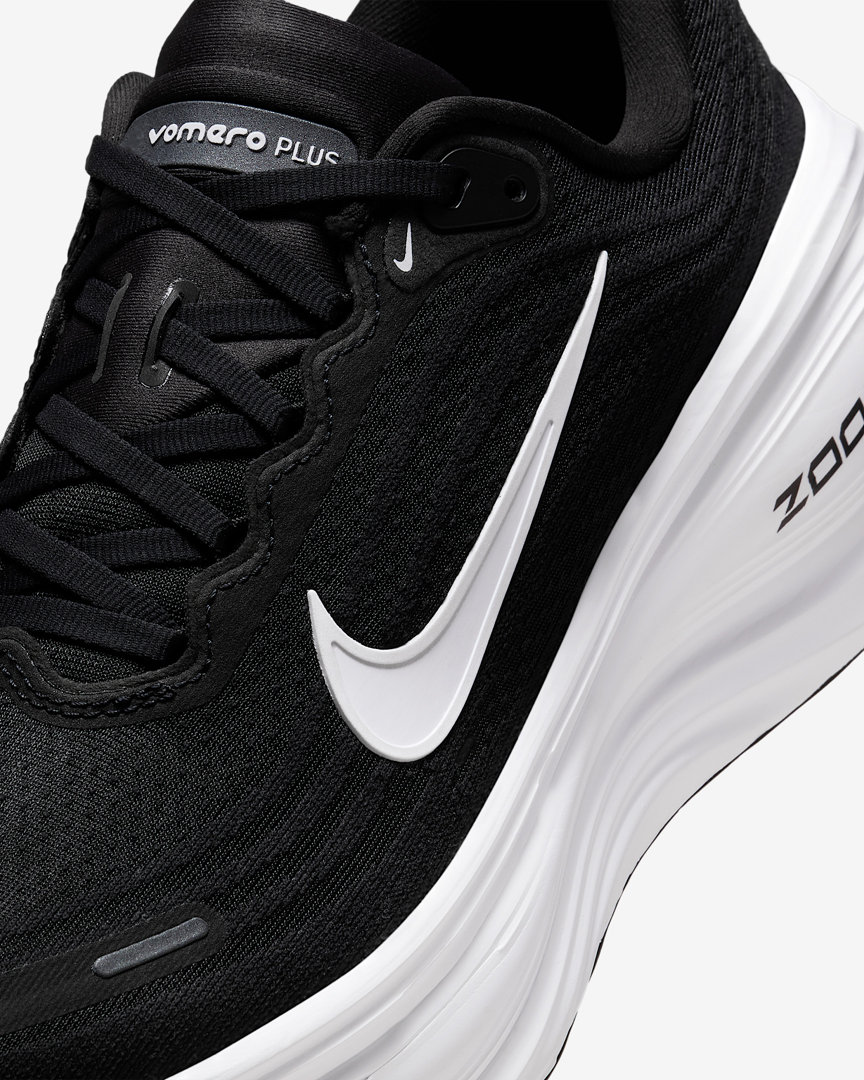Nike Vomero Plus Men's Road Running Shoes - 7
