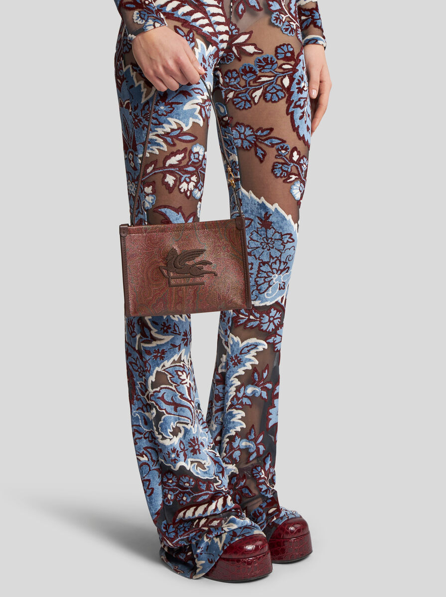 ARNICA POUCH WITH PEGASO DETAIL - 2