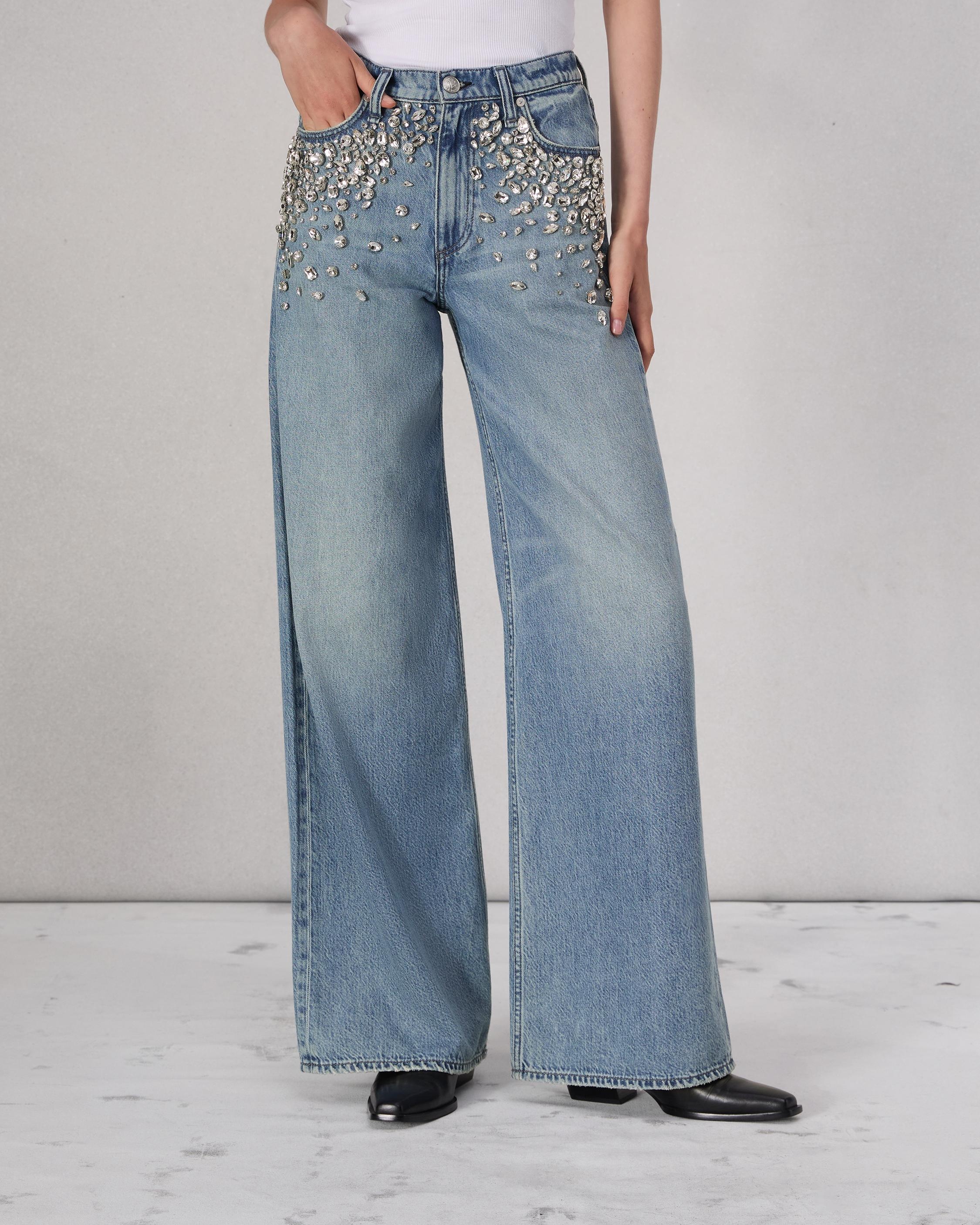 Featherweight Sofie Wide-Leg Jean
Featherweight Denim - 3