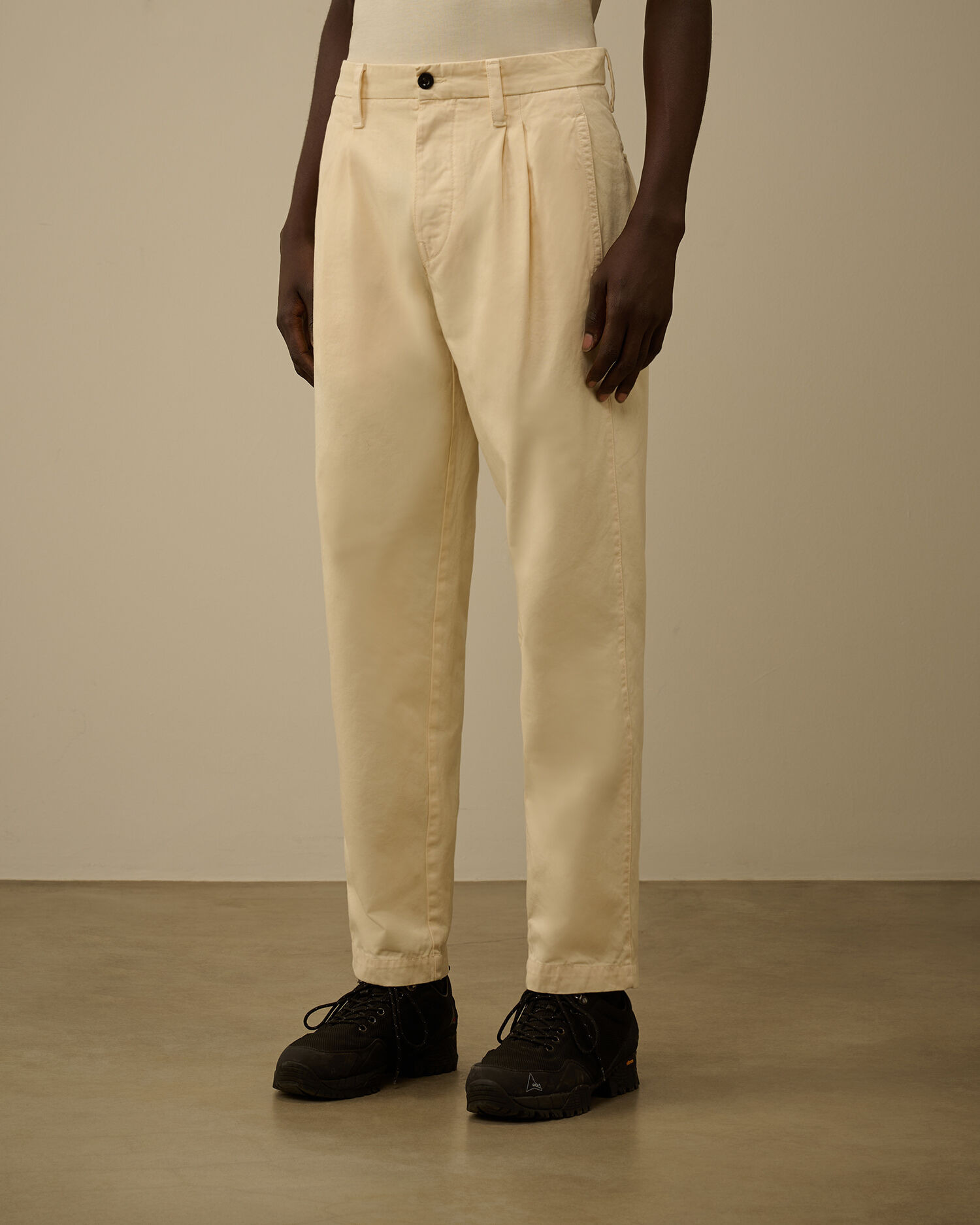 Cotton Gabardine Loose Chino Pants - 3
