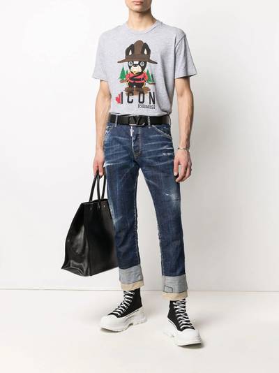 DSQUARED2 distressed cropped jeans outlook