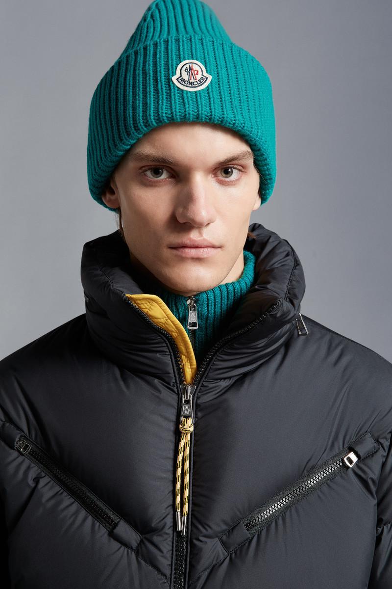 Moncler Cashmere Blend Beanie outlook