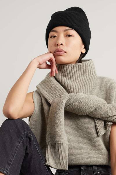 KHAITE Sochi ribbed cashmere beanie outlook