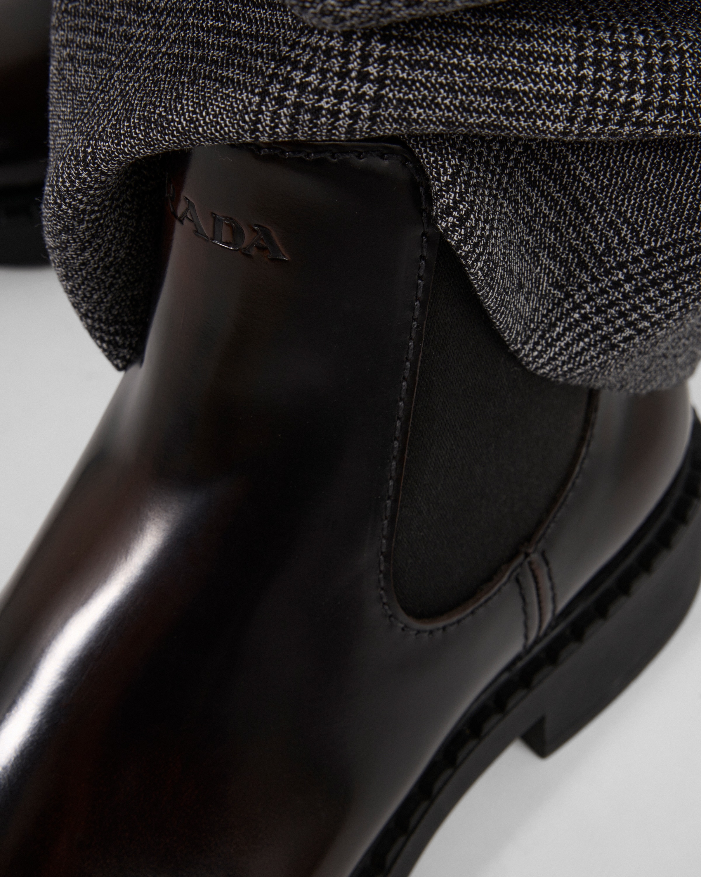 Brushed leather Chelsea boots - 3