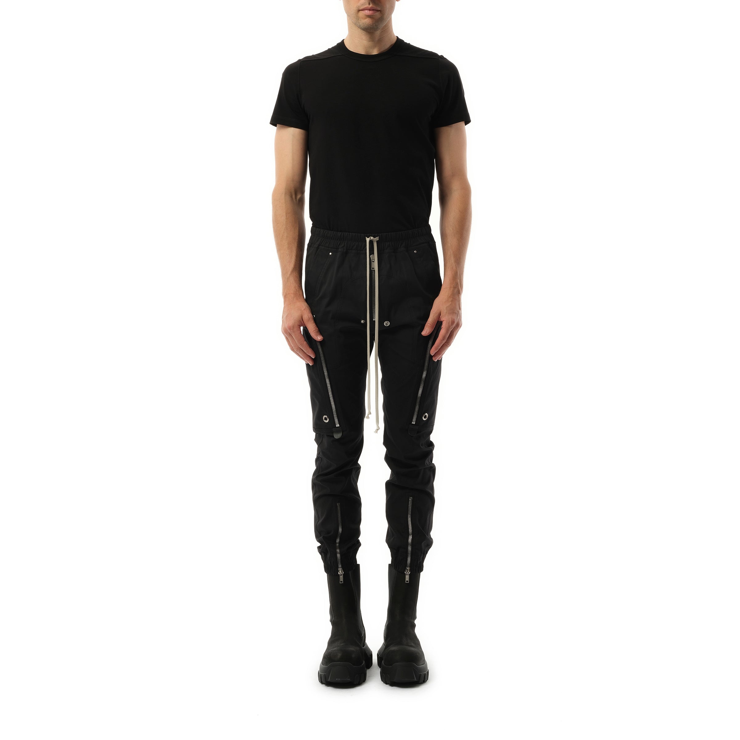 Bauhaus Cargo in Black - 4