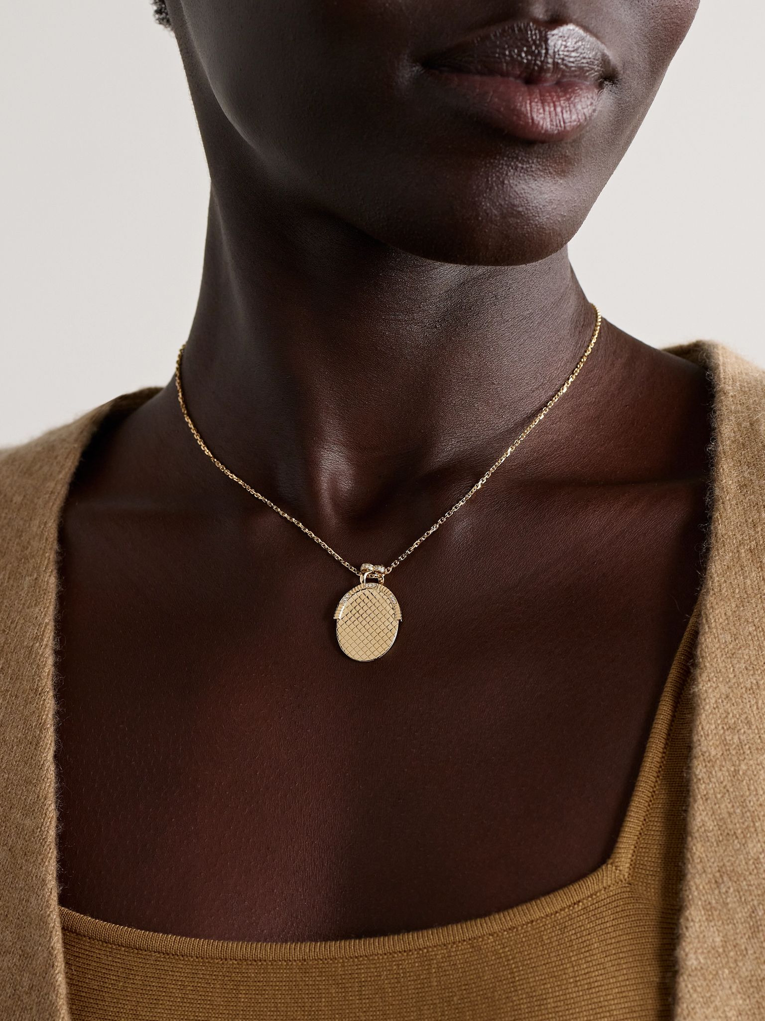 Minaudière Ovale 9 and 18-karat gold diamond necklace Gold - 2