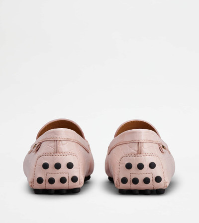 Tod's GOMMINO DRIVING SHOES IN LEATHER - PINK outlook