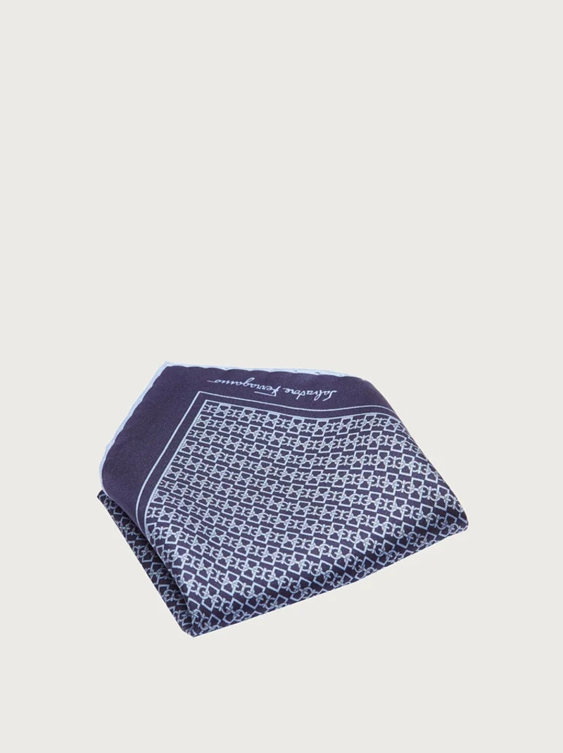 FERRAGAMO GANCINI POCKET SQUARE outlook