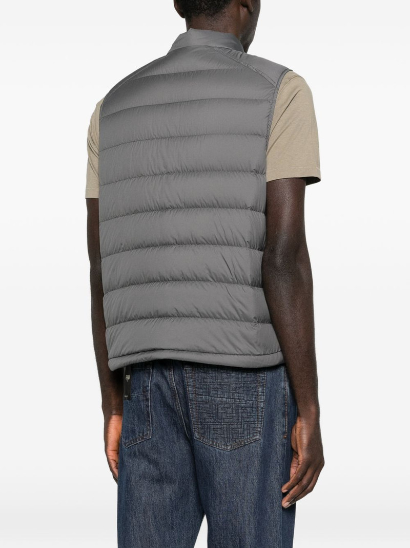 zip quilted gilet 4