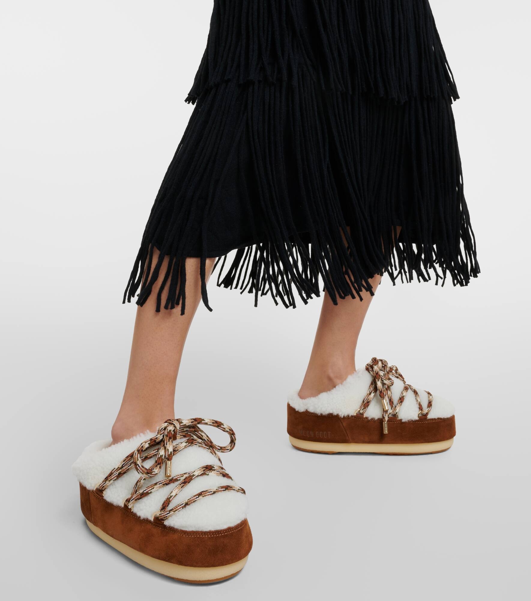 Suede-trimmed shearling mules - 4