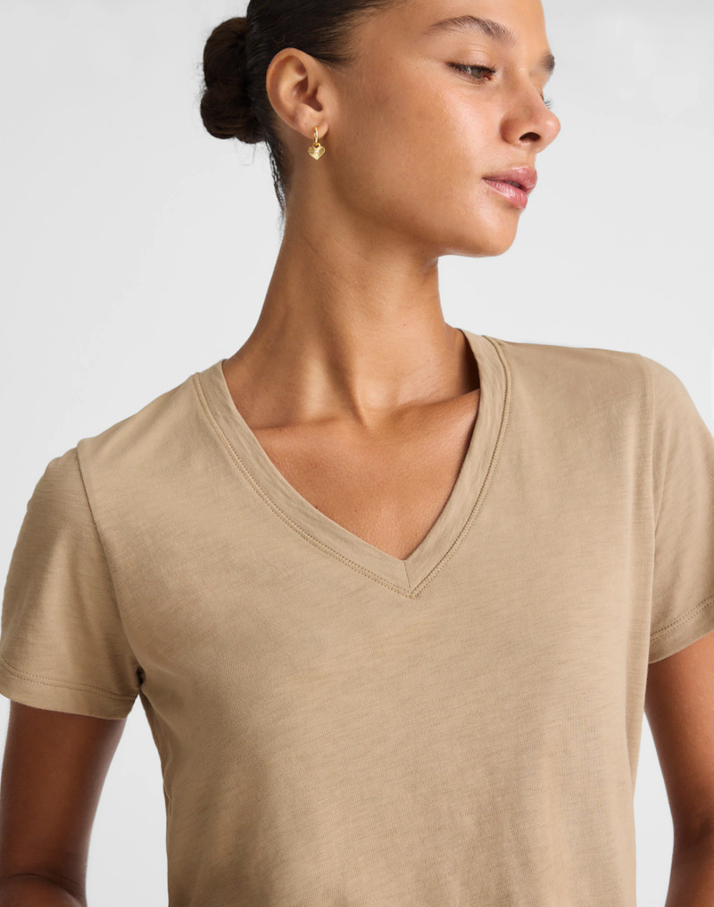 The Easy Crop V-Neck Tee in Soft Slub 6