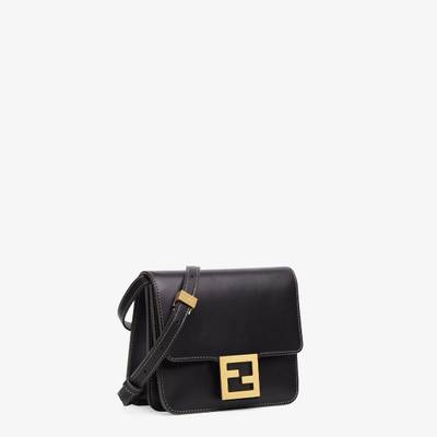 FENDI Fendi Fab bag made of black leather decorated with a geometric-shaped FF magnetic clasp. Featuring a outlook