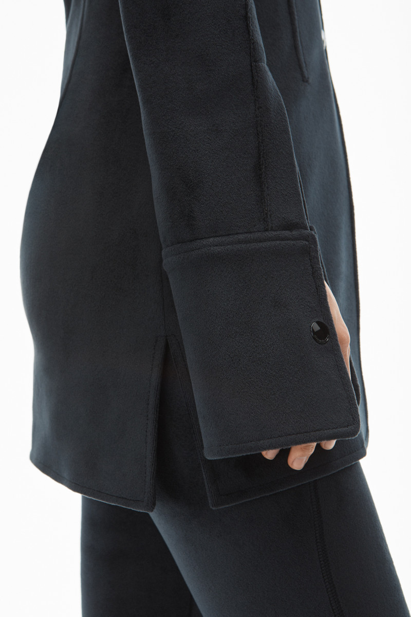 PEAK LAPEL BLAZER IN STRETCH VELOUR 6