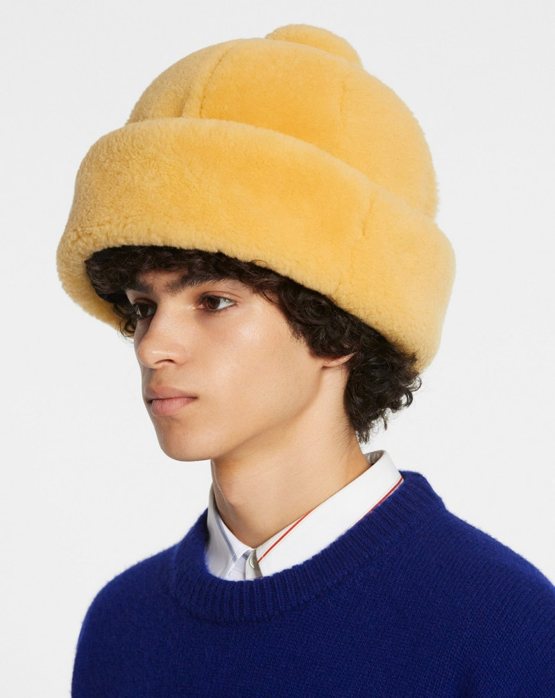Lanvin OVERSIZED SHEARLING HAT outlook