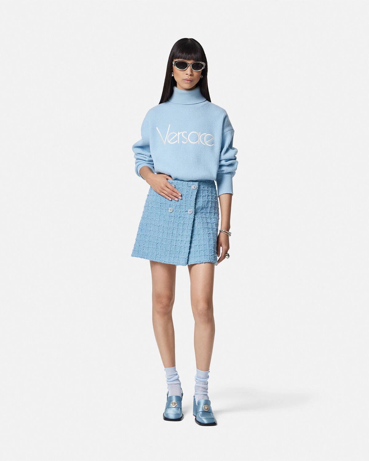 【関税&送料込】Versace Light-Blue Boucle Mini Skirt VERSACE Light-blue boucle mini skirt | gebnegozionline