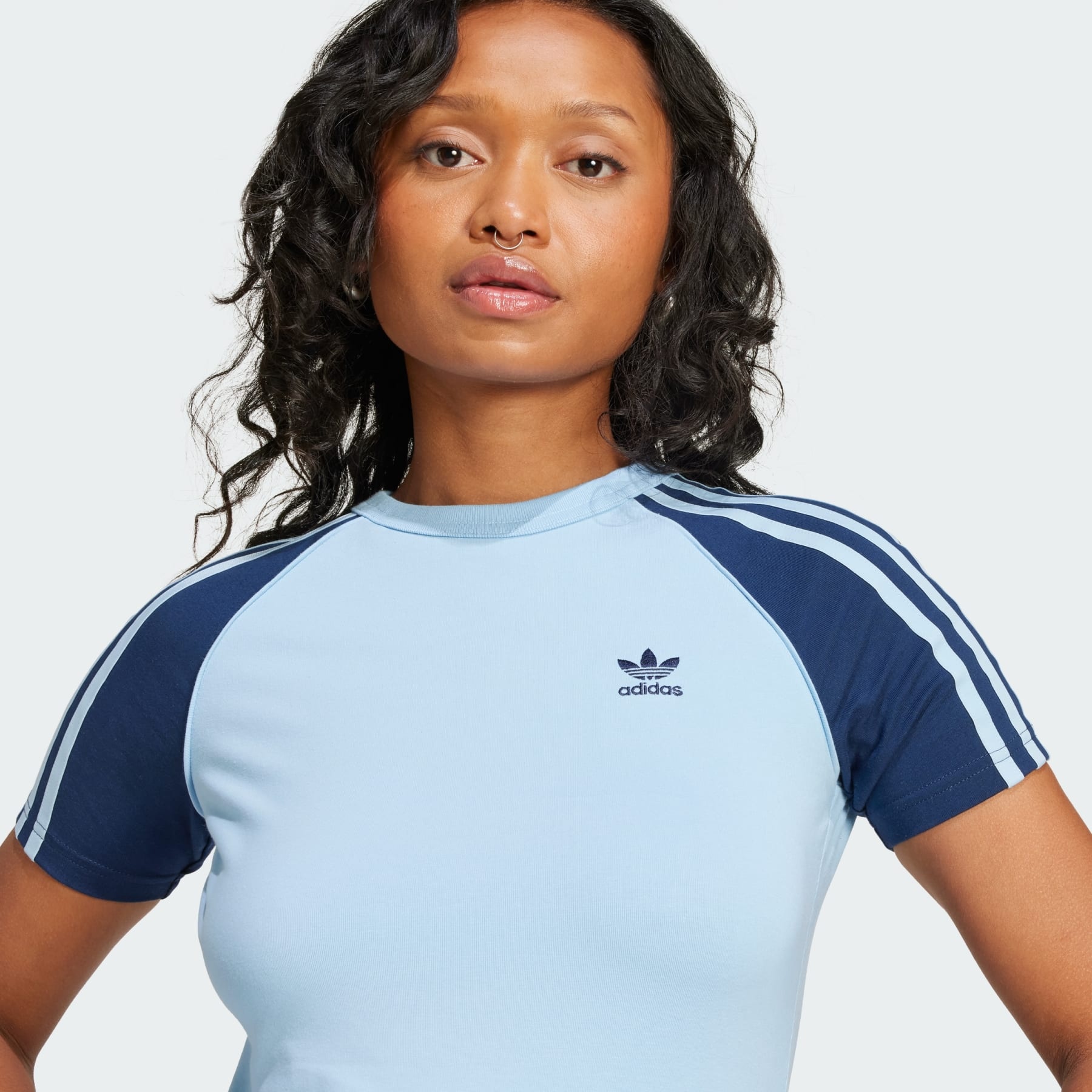 Adicolor 3-Stripes Raglan Slim Tee - 5