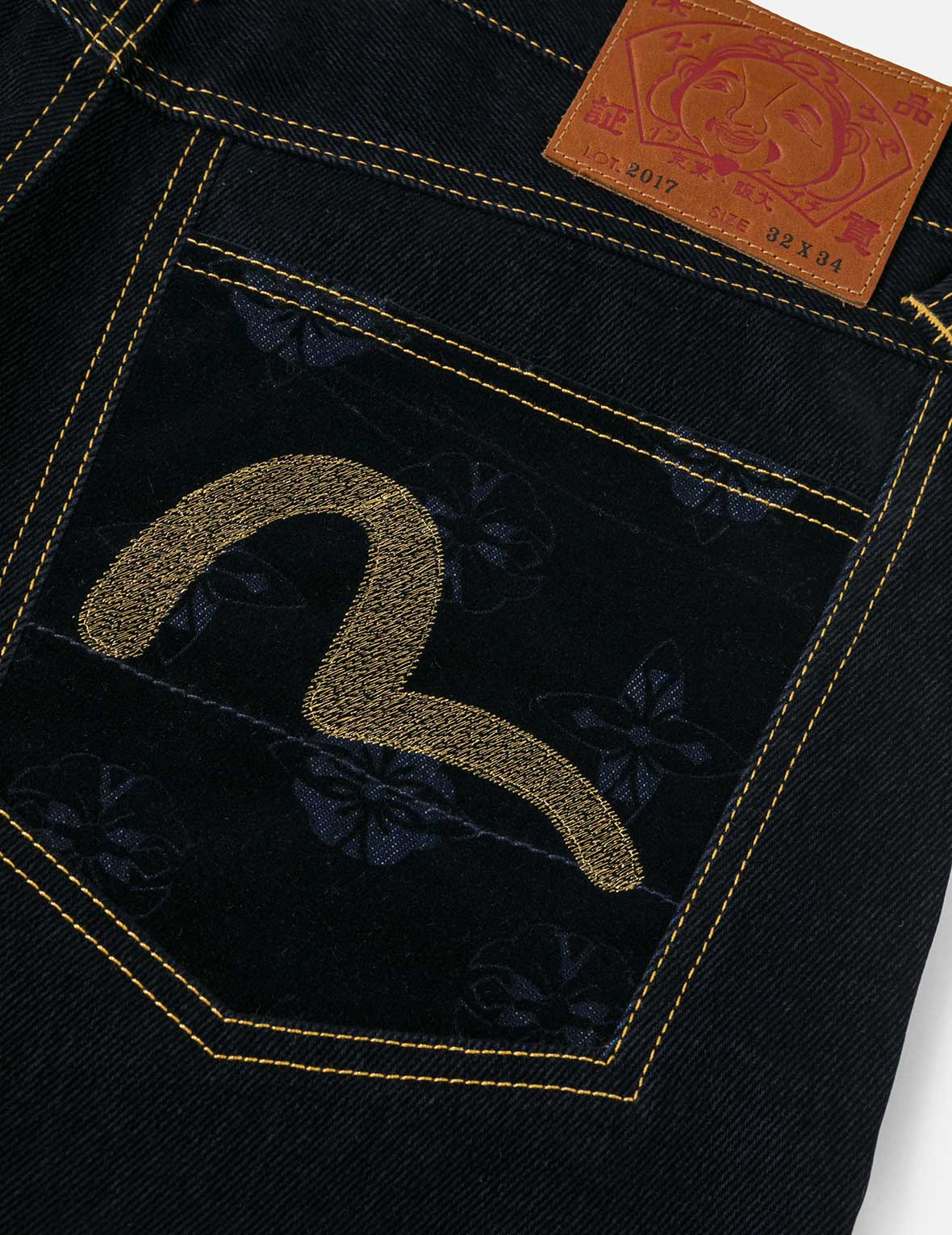 Logo Embroidery and Seagull Print Carrot Fit Jeans #2017 - 5