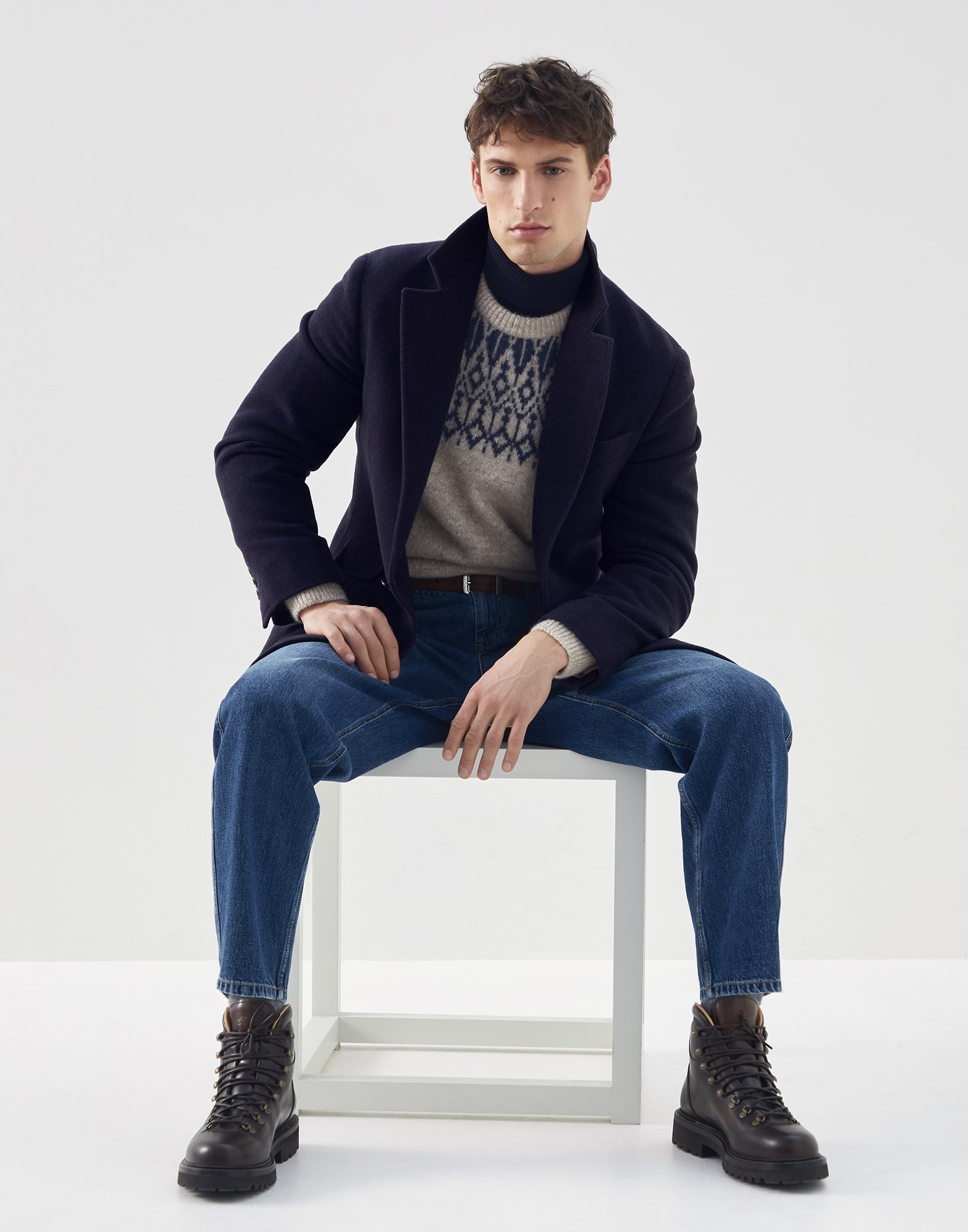 Water-resistant lightweight cashmere overcoat - 5