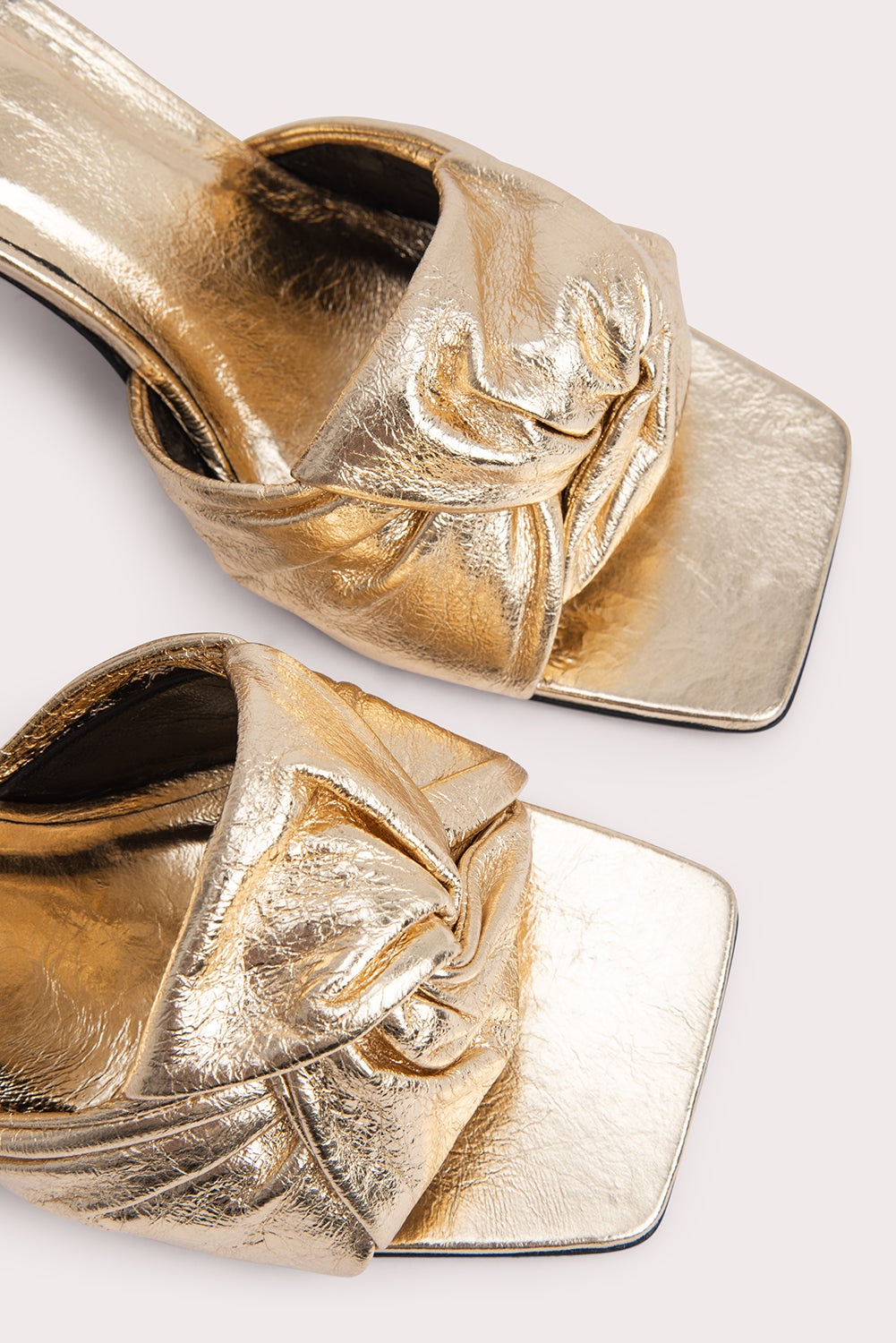 Lamar Parchment Metallic Leather - 4