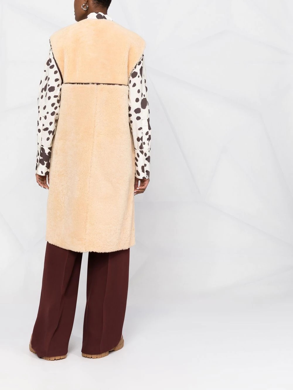 reversible furry waistcoat - 6