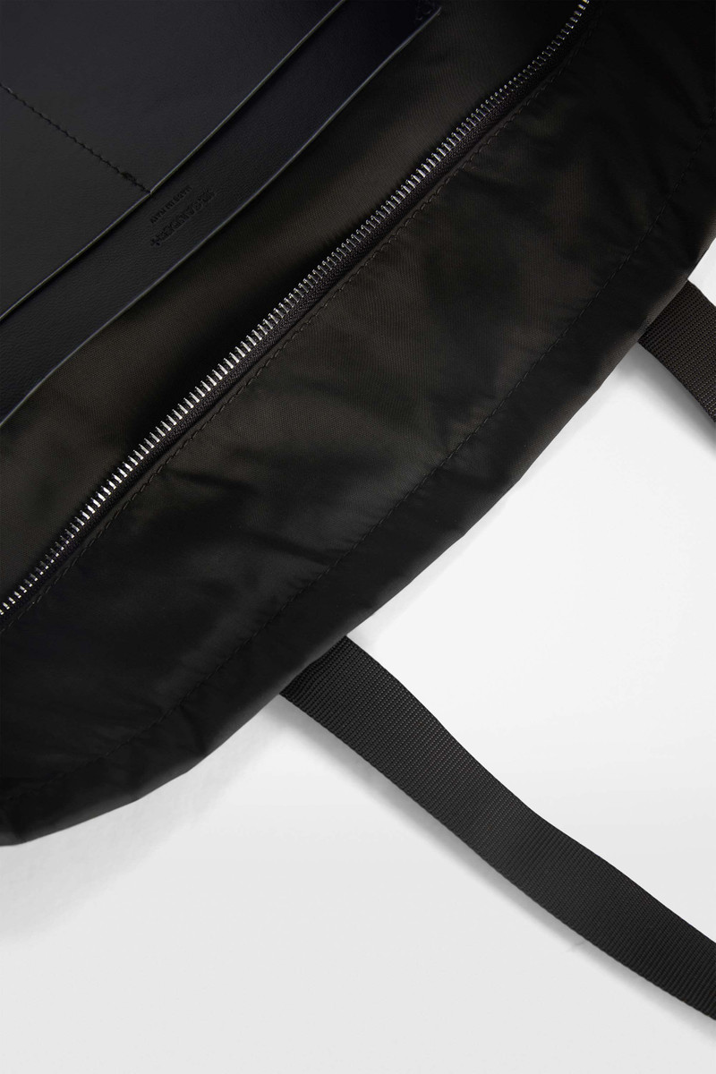 Jil Sander Outdoor Tote outlook