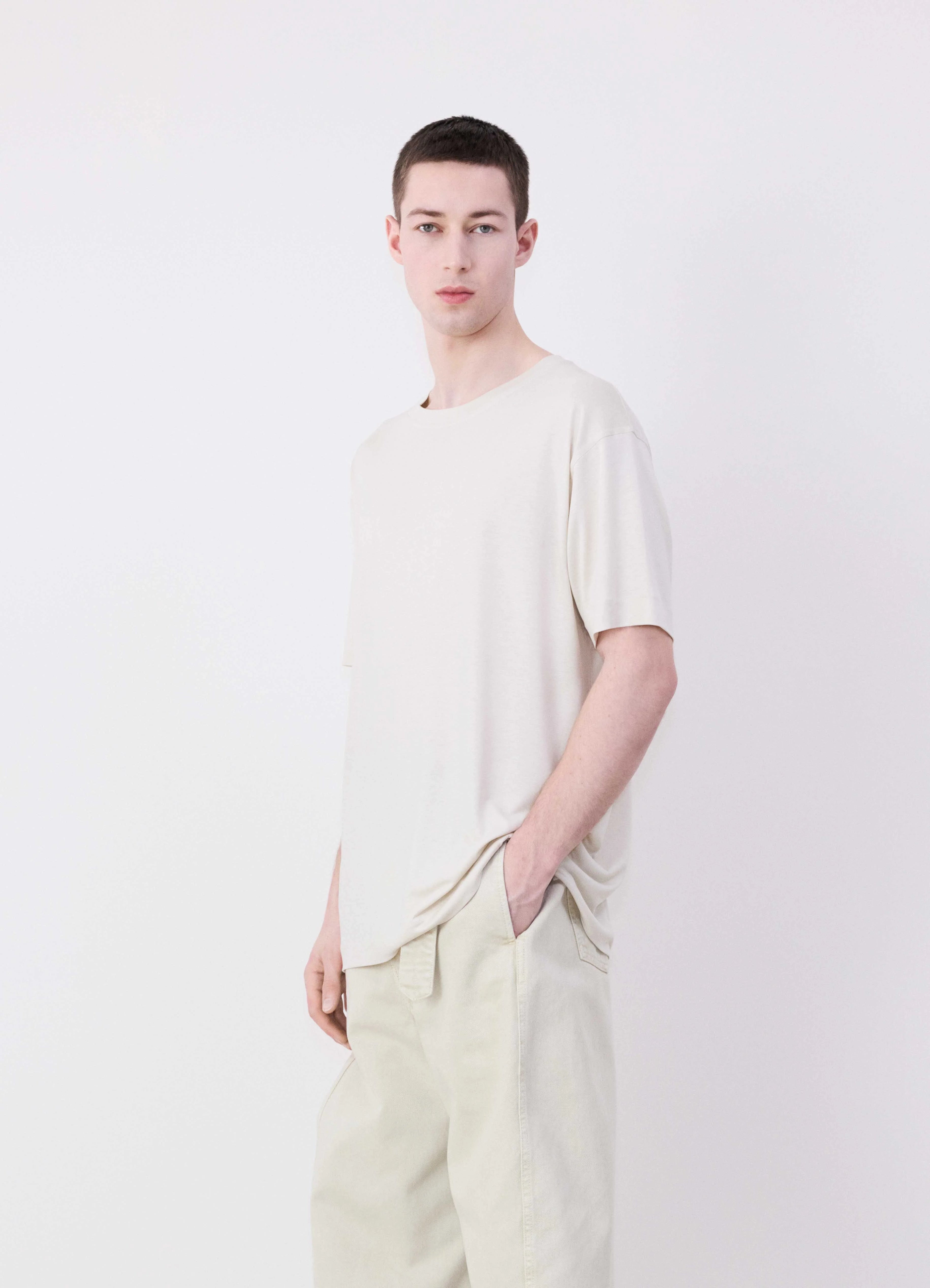 SHORT SLEEVE T-SHIRT - 4