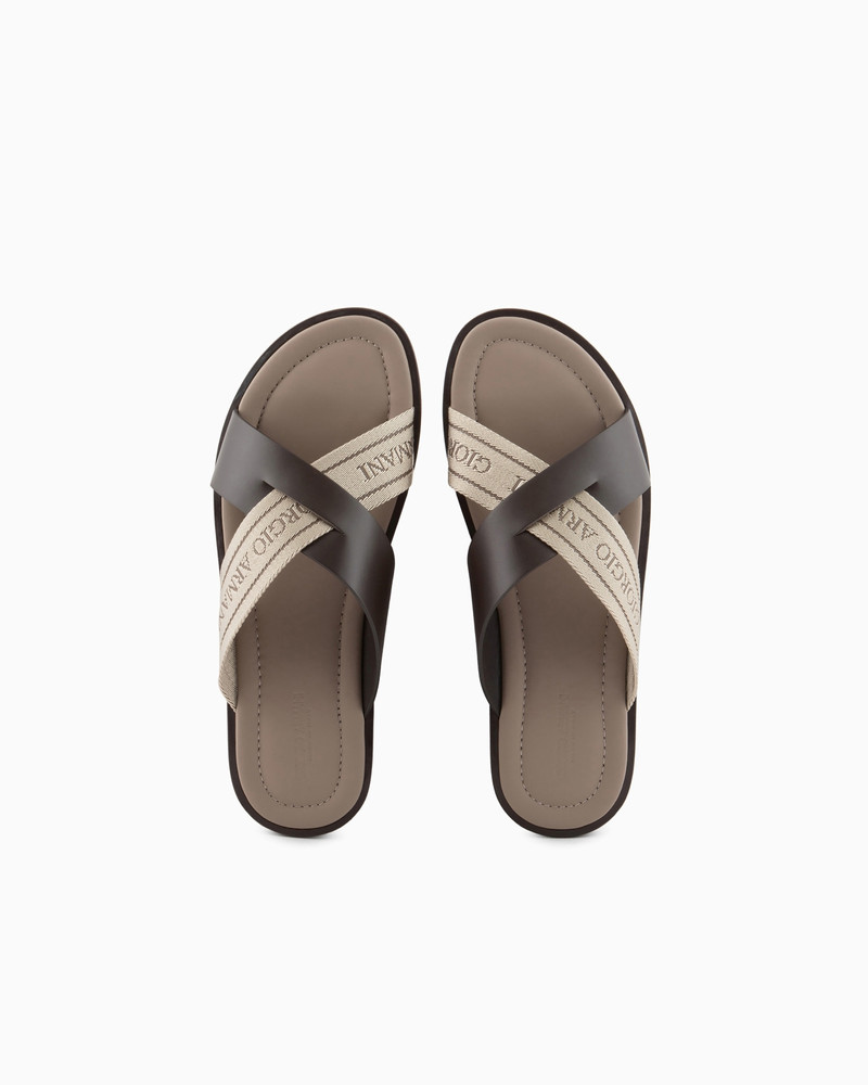 Leather cross sandals with two-toned tape 3