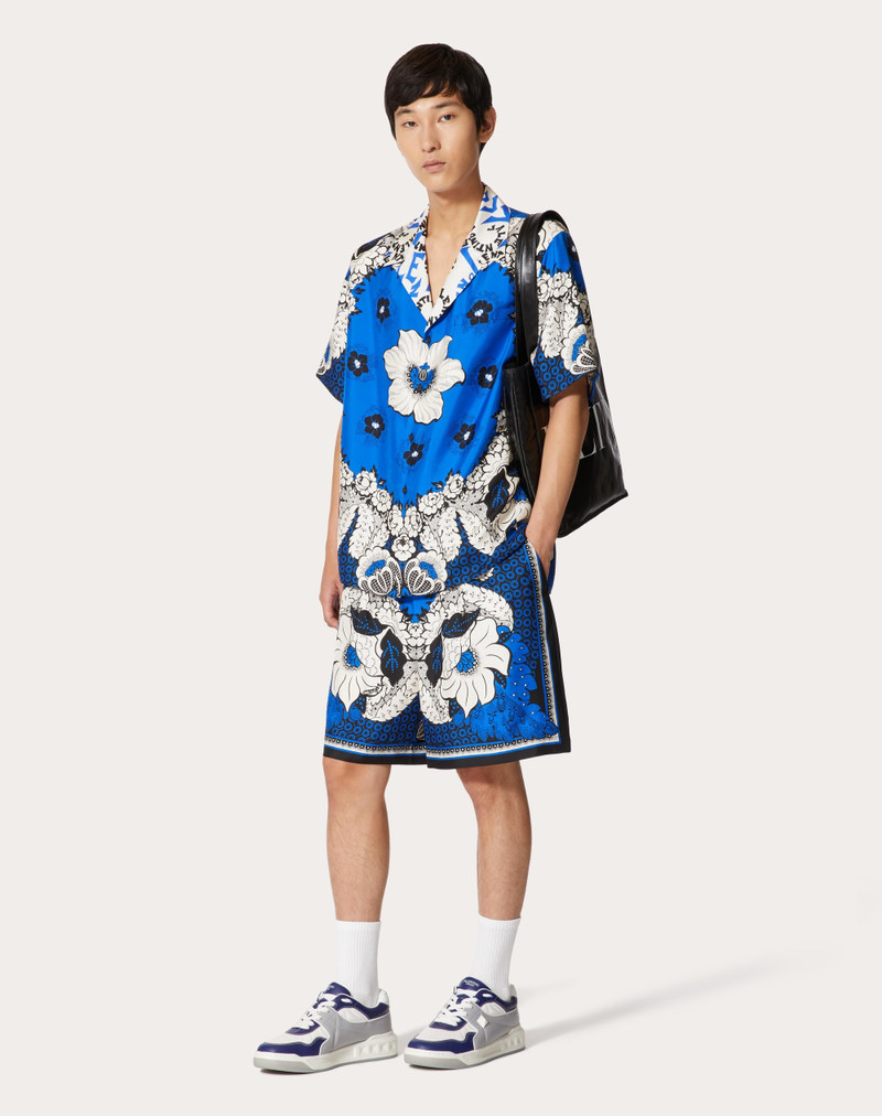 Valentino SILK TWILL BERMUDA SHORTS WITH VALENTINO BANDANA FLOWER PRINT outlook