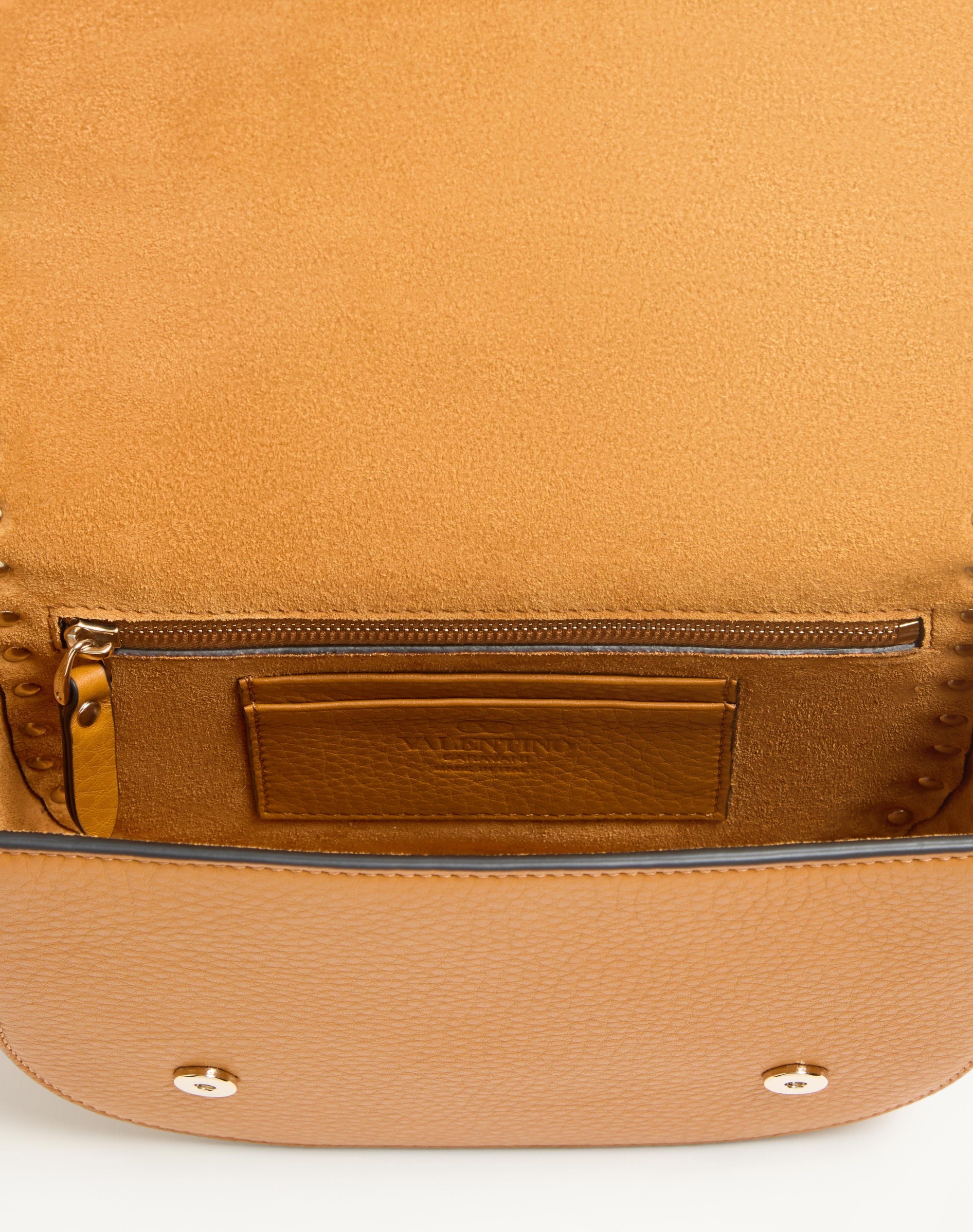 VALENTINO GARAVANI ROCKSTUD SMALL SHOULDER BAG IN GRAINY CALFSKIN - 4