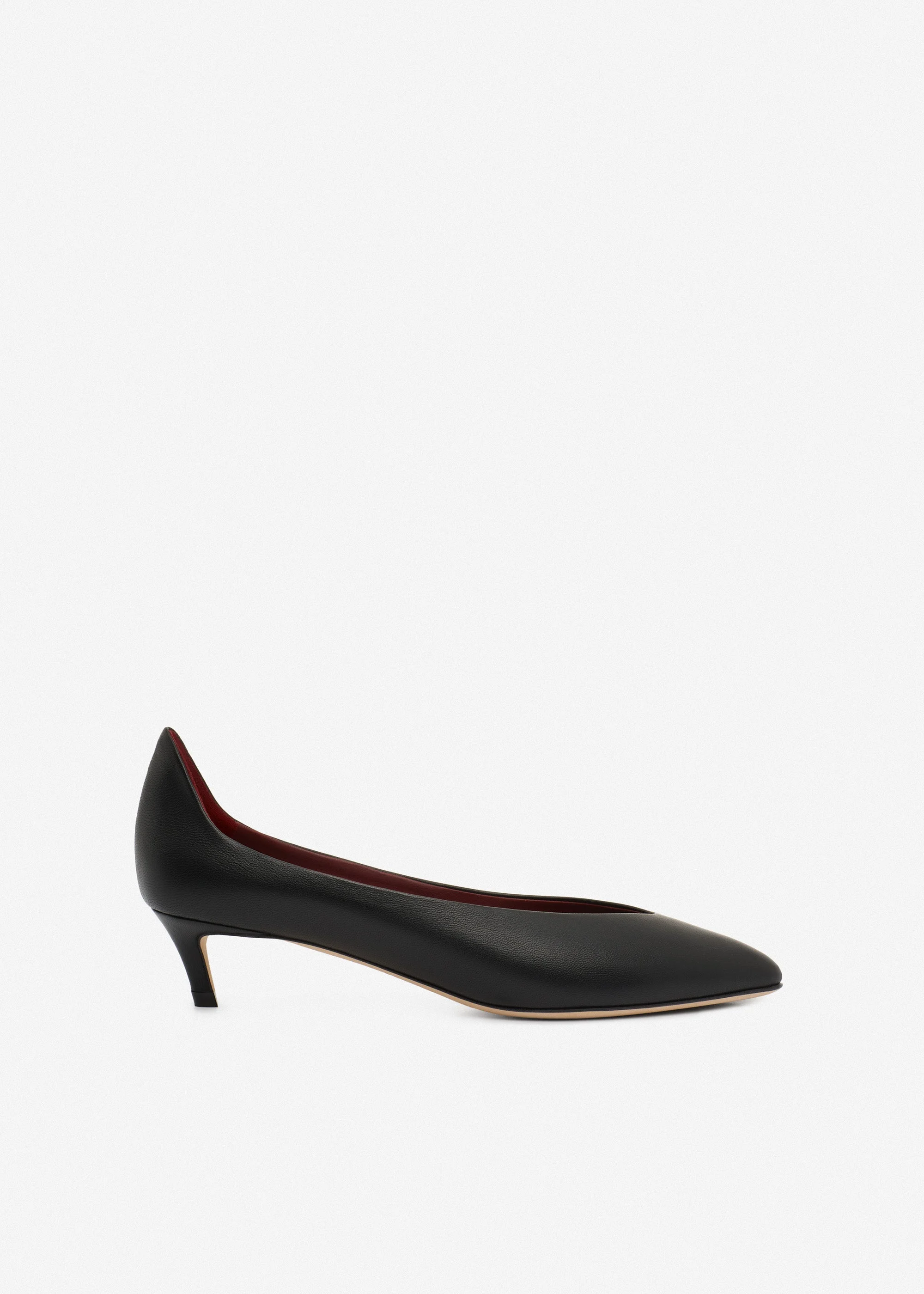 Almond pumps in black leather - 1