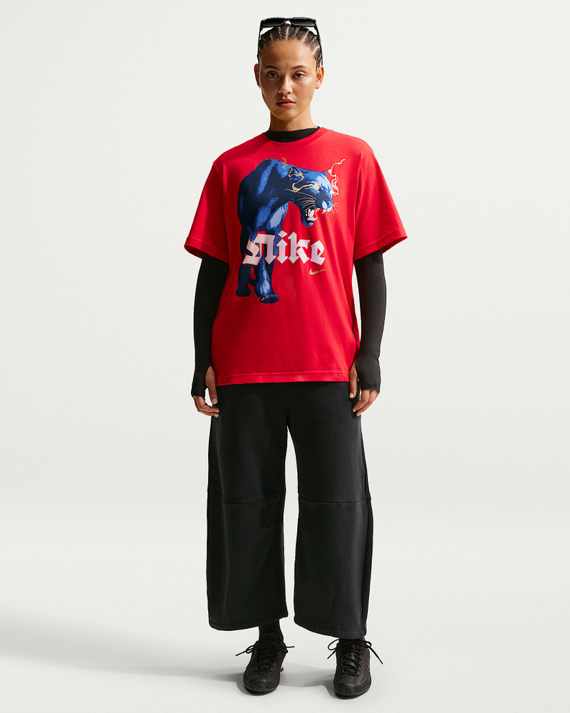 Nike Sportswear Essentials Women's Loose T-Shirt 4