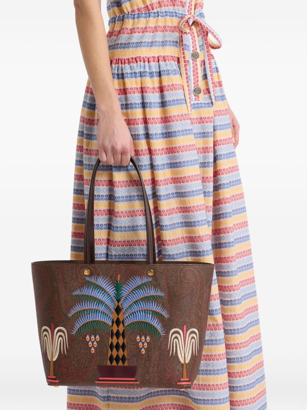 x Agostino Iacurci medium Essential tote bag - 2