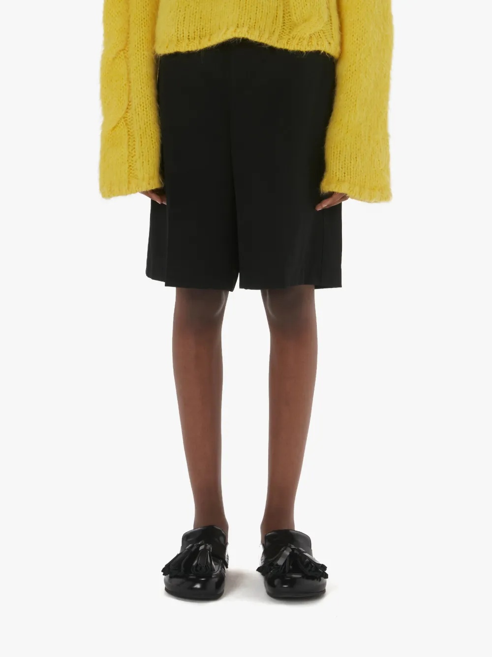 TAILORED SHORTS WITH TASSEL - 2