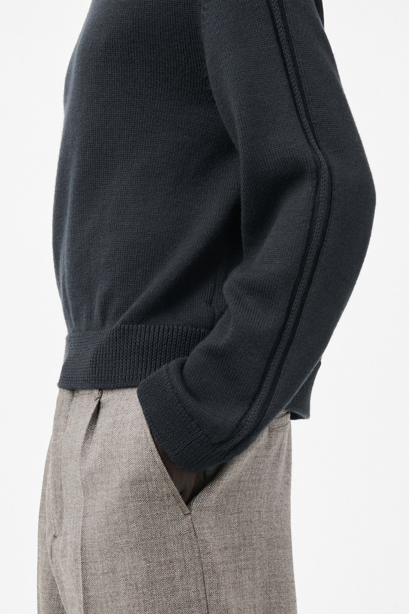 True Roundneck Off Black Rustic Merino 5