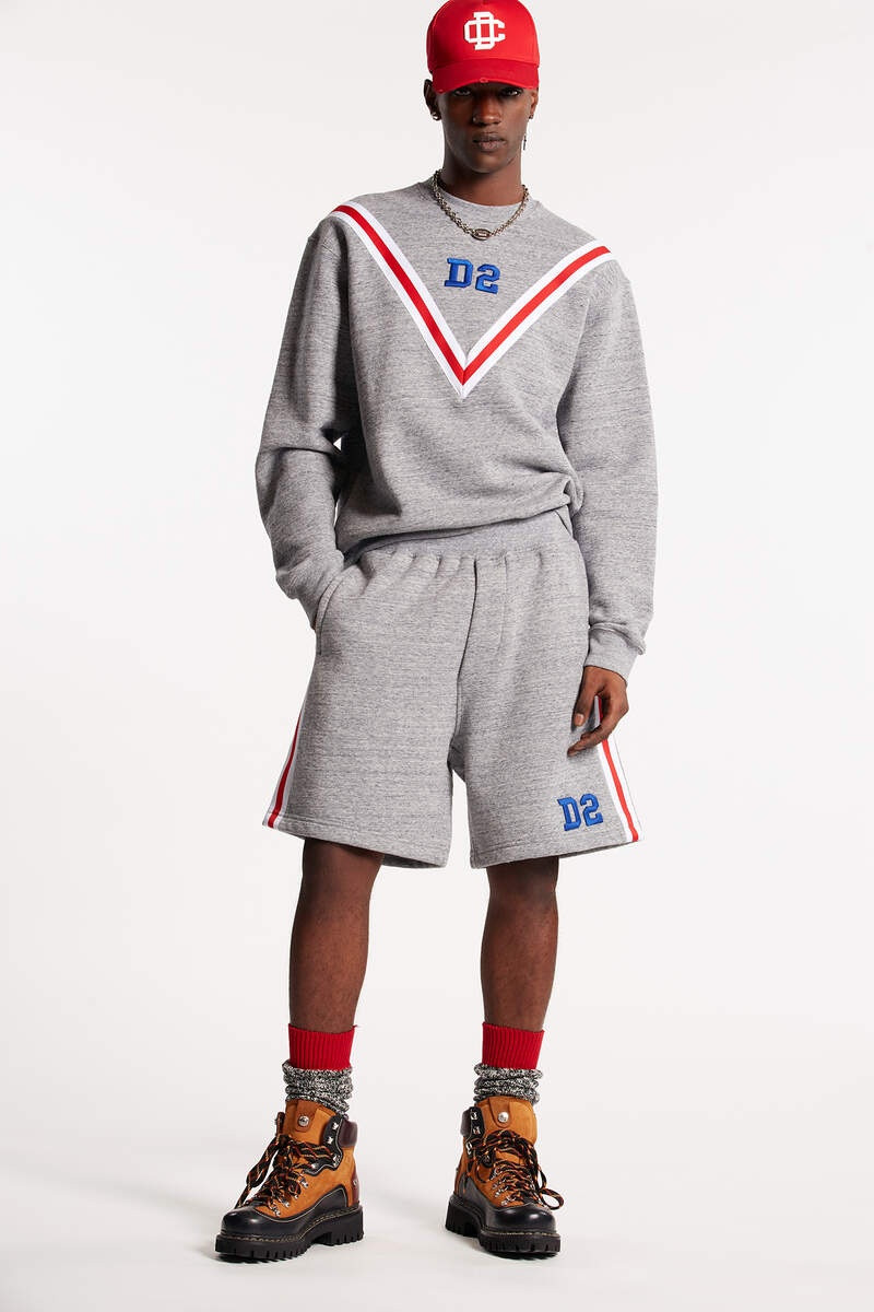 D2 RELAXED SHORTS 3
