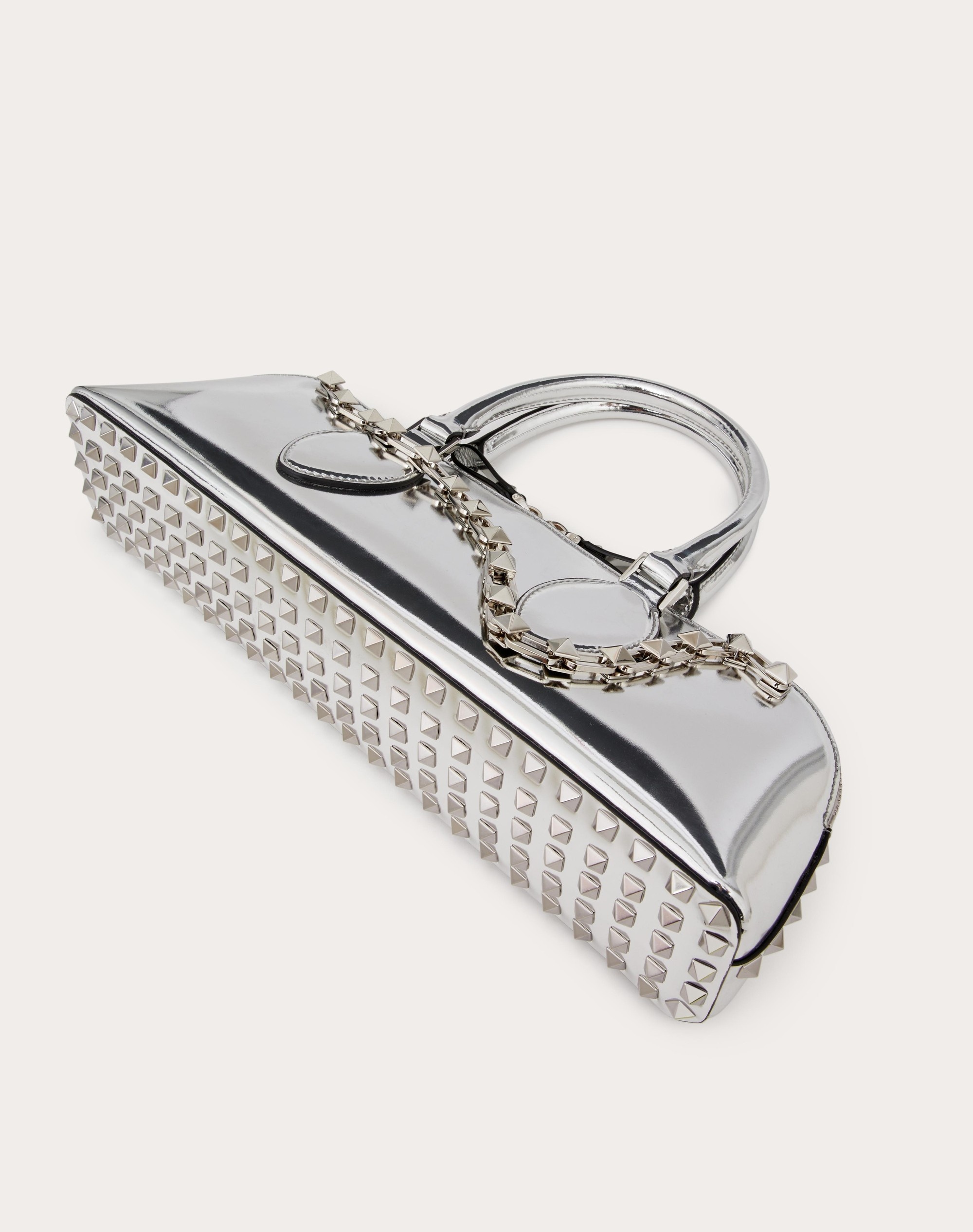 ROCKSTUD E/W HANDBAG IN MIRROR-EFFECT CALFSKIN