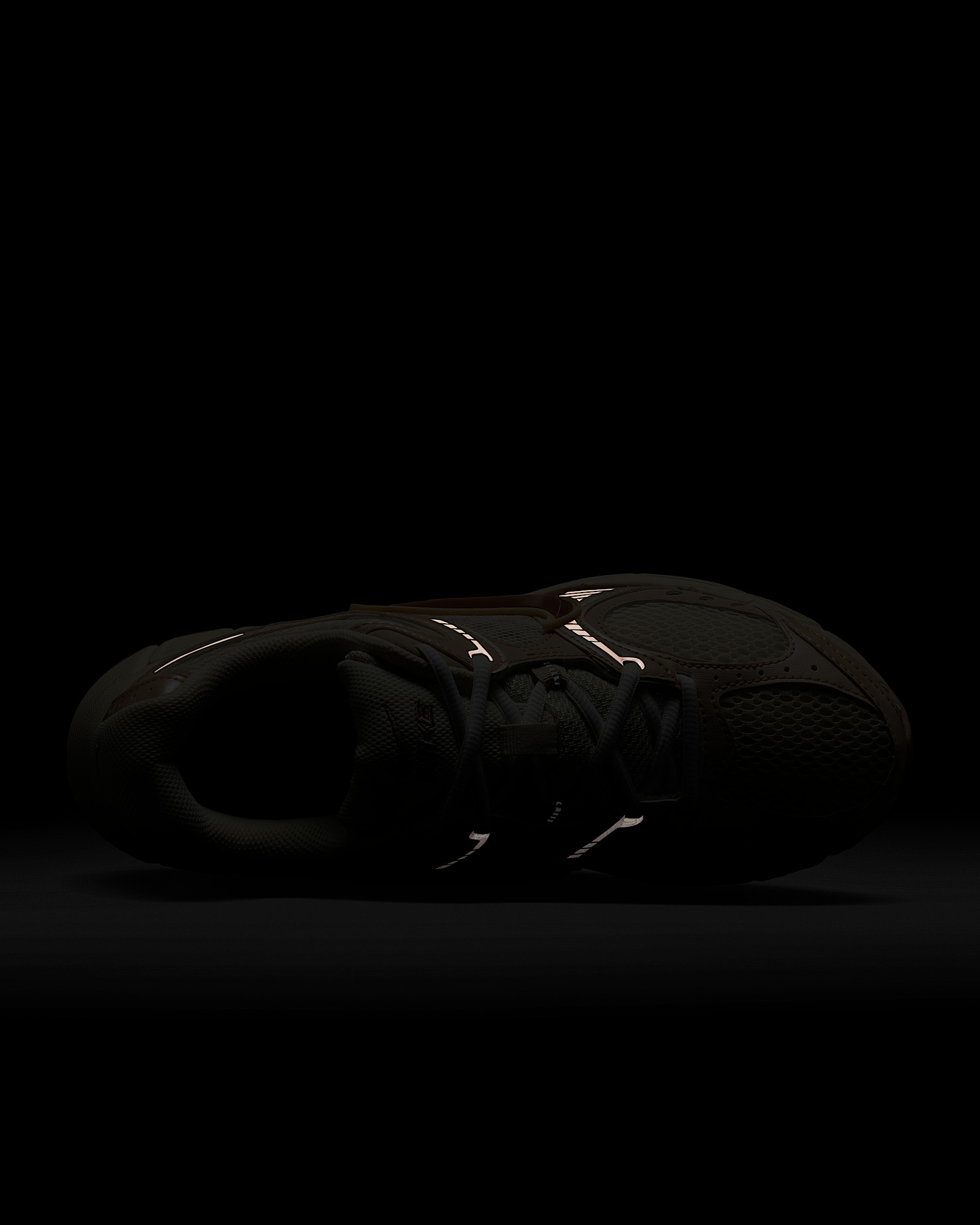 Nike V5 RNR Women's Shoes - 9