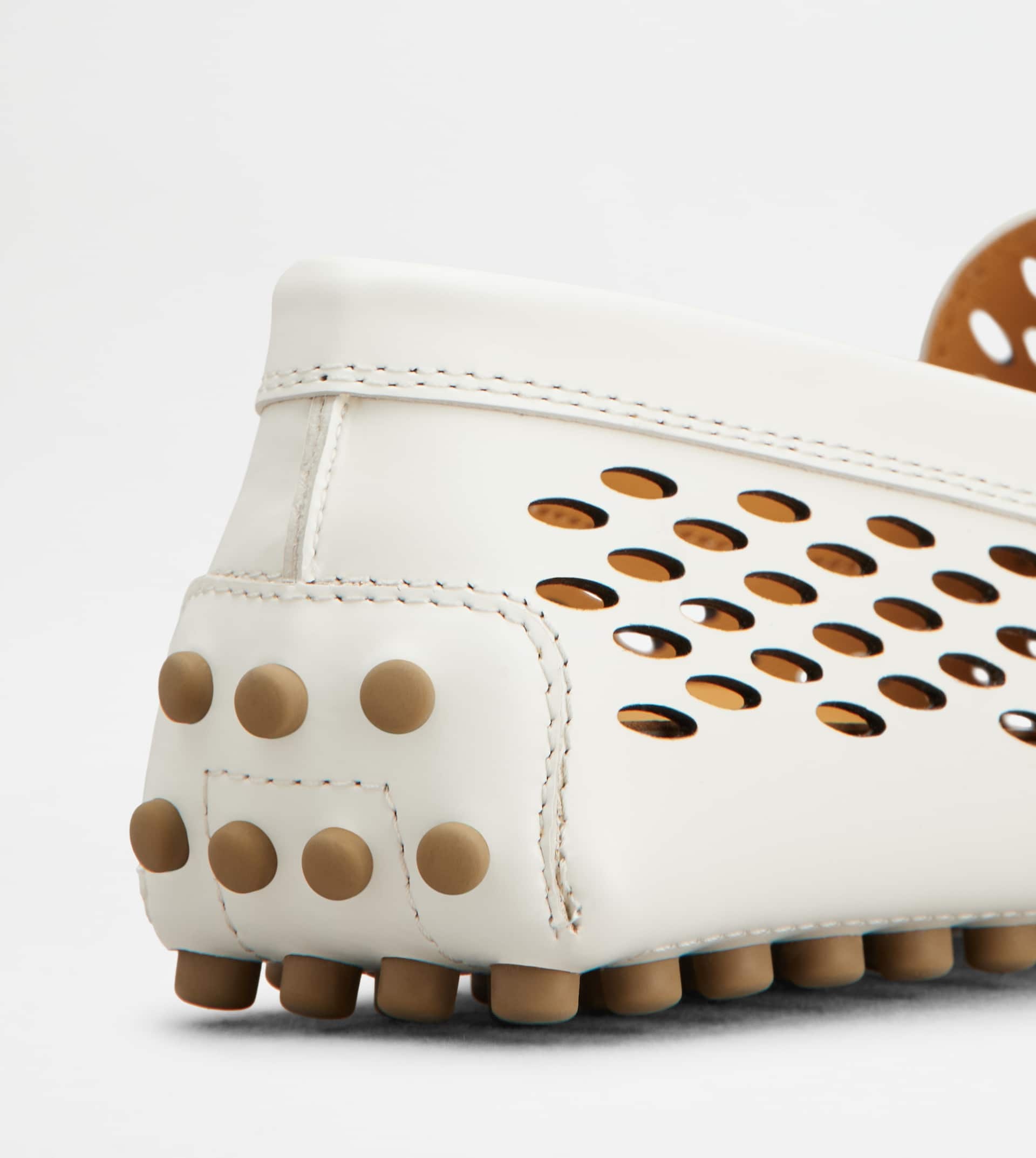 GOMMINO DRIVING SHOES IN LEATHER - WHITE - 6