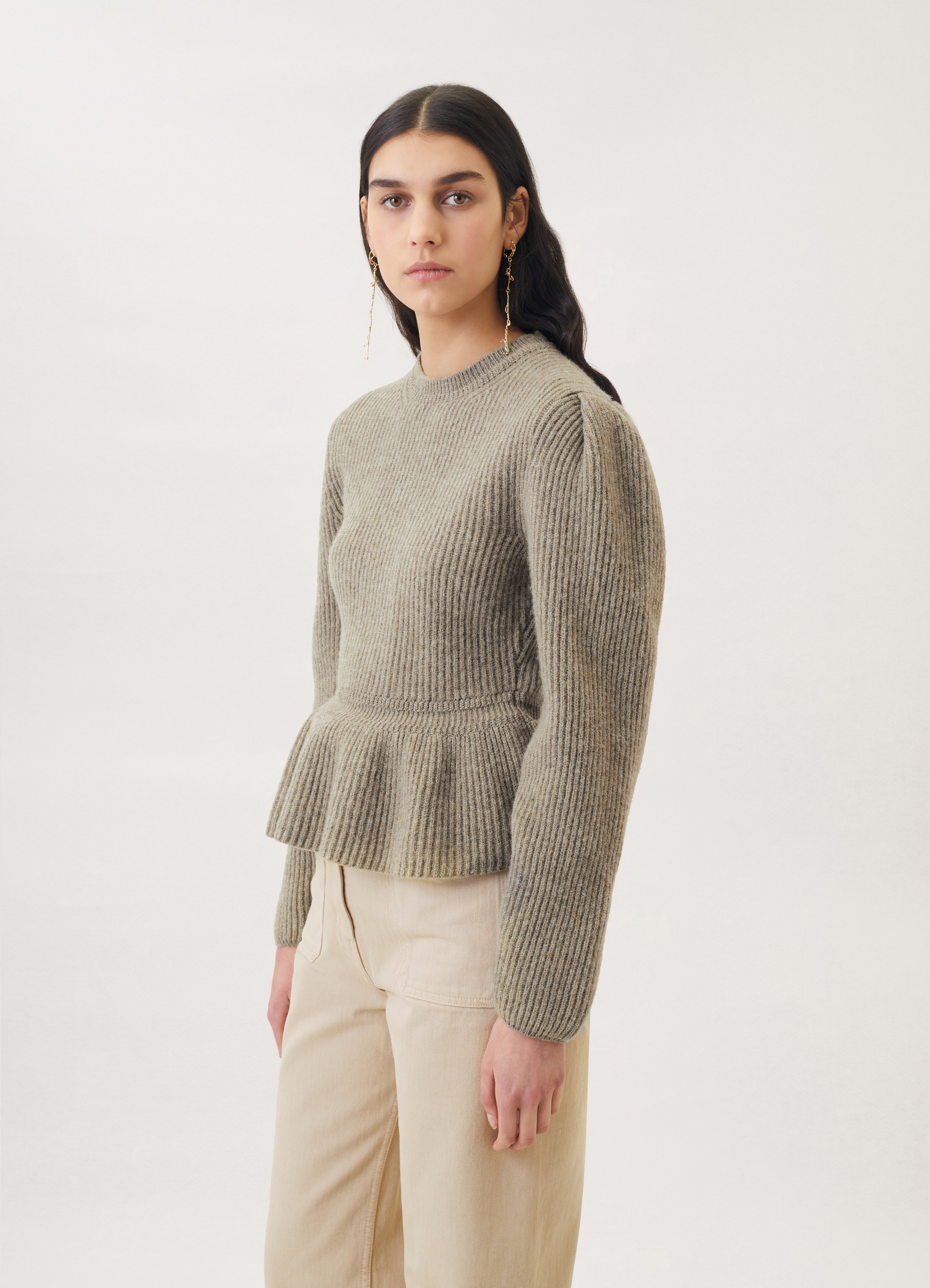 FLUFFY SWEATER - 3