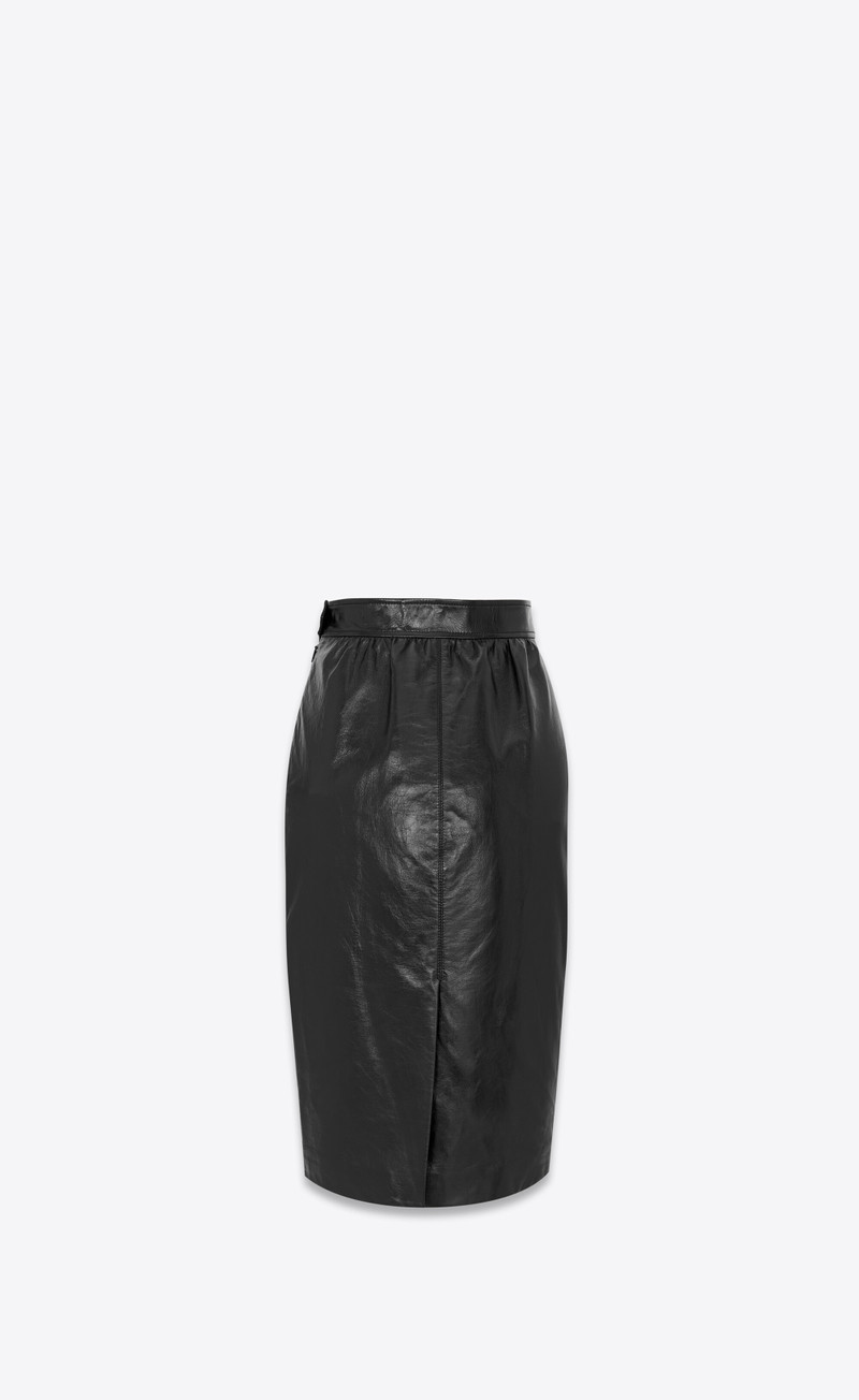 pencil skirt in shiny leather 3
