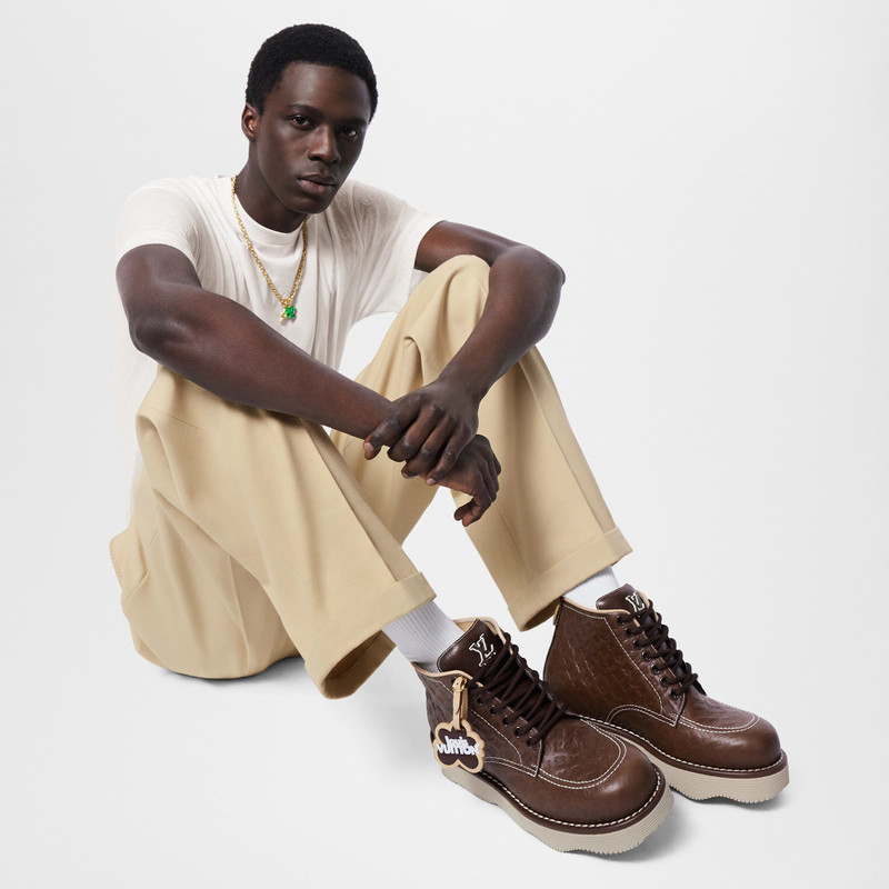 Louis Vuitton LV Waves High Derby outlook