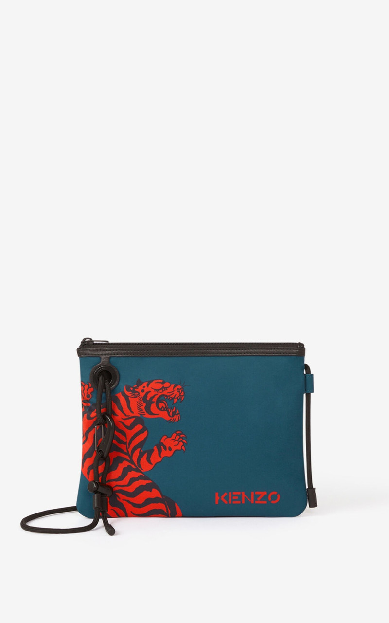 KENZO 'Climbing Tiger' handbag outlook