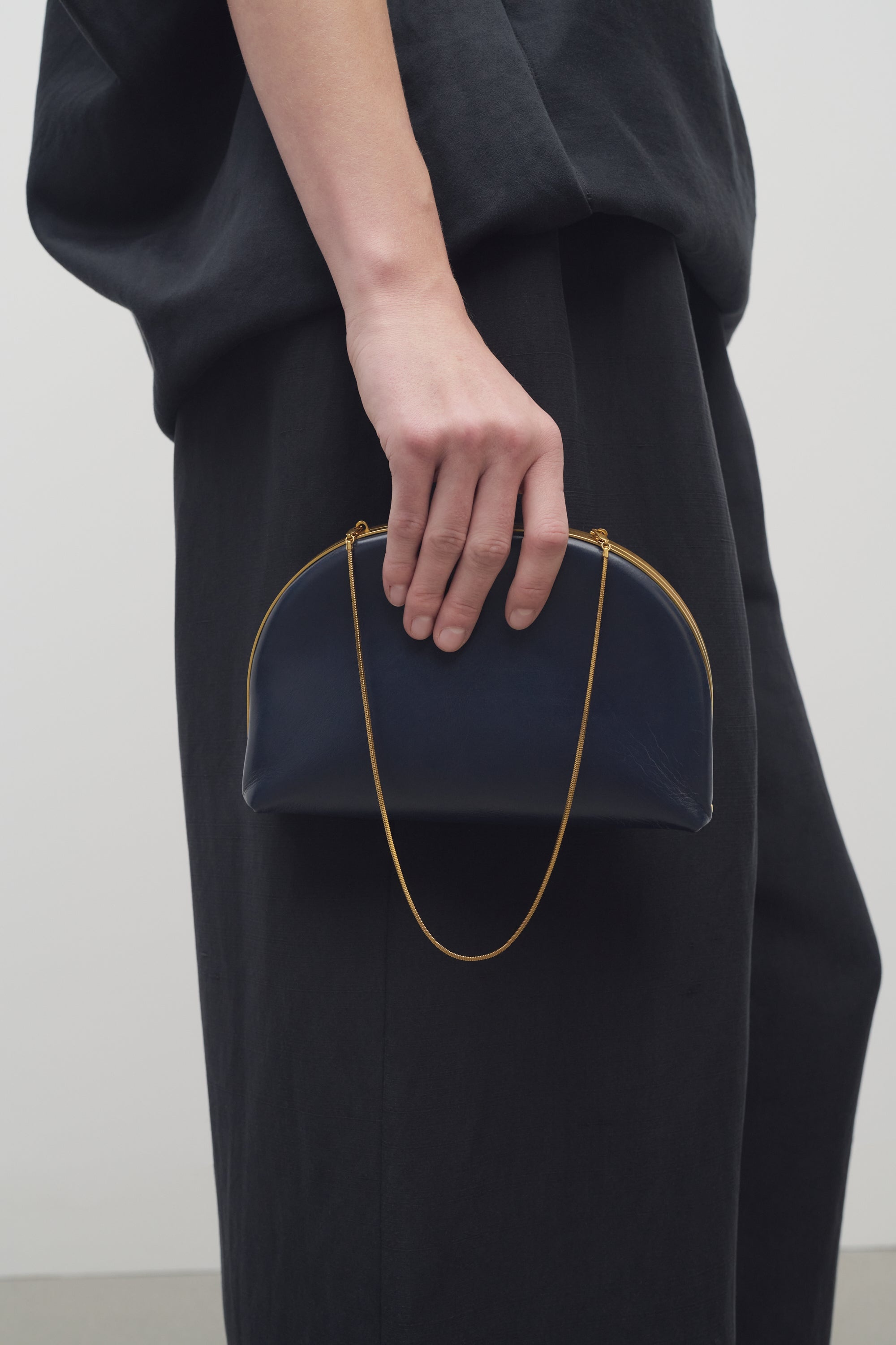 Sylvia Bag in Leather - 5