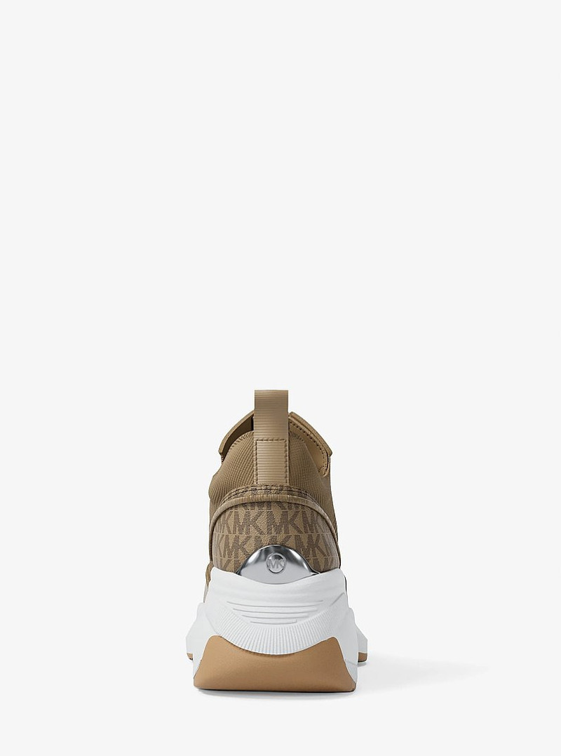 Zuma Mixed-Media Trainer 4
