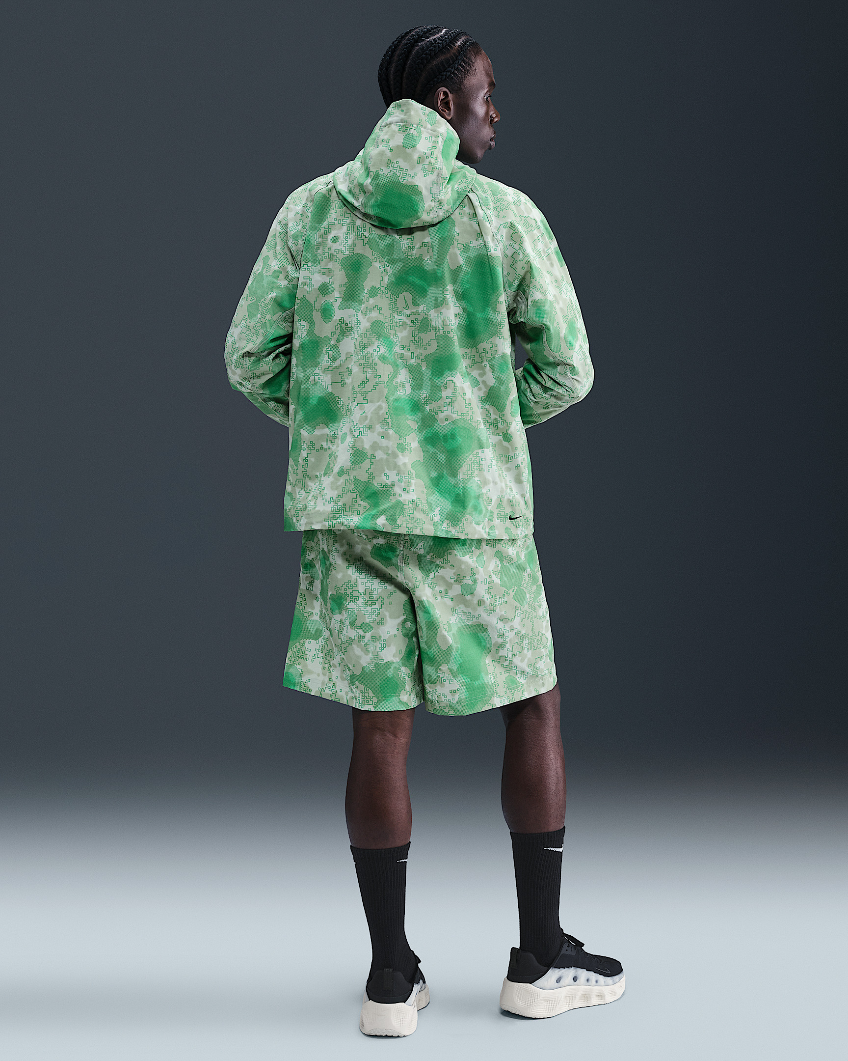 Nike Tech Men's Dri-FIT Woven Camo Windrunner Oversized Jacket - 5