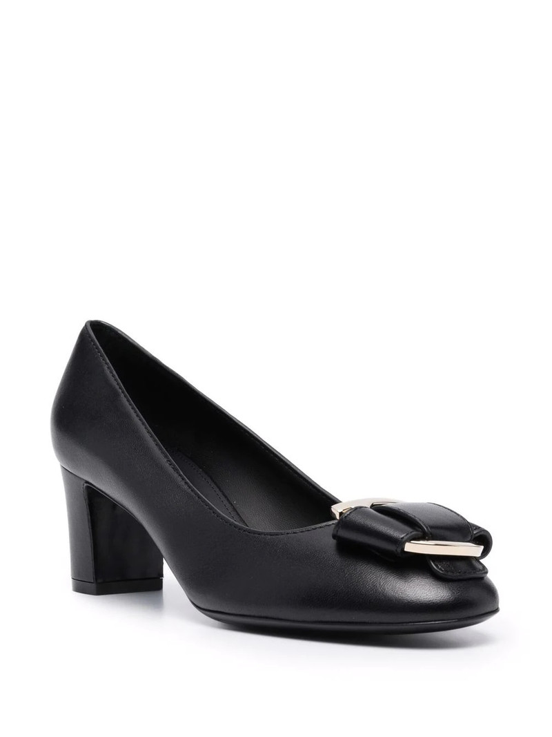 FERRAGAMO plaque-detail pumps outlook