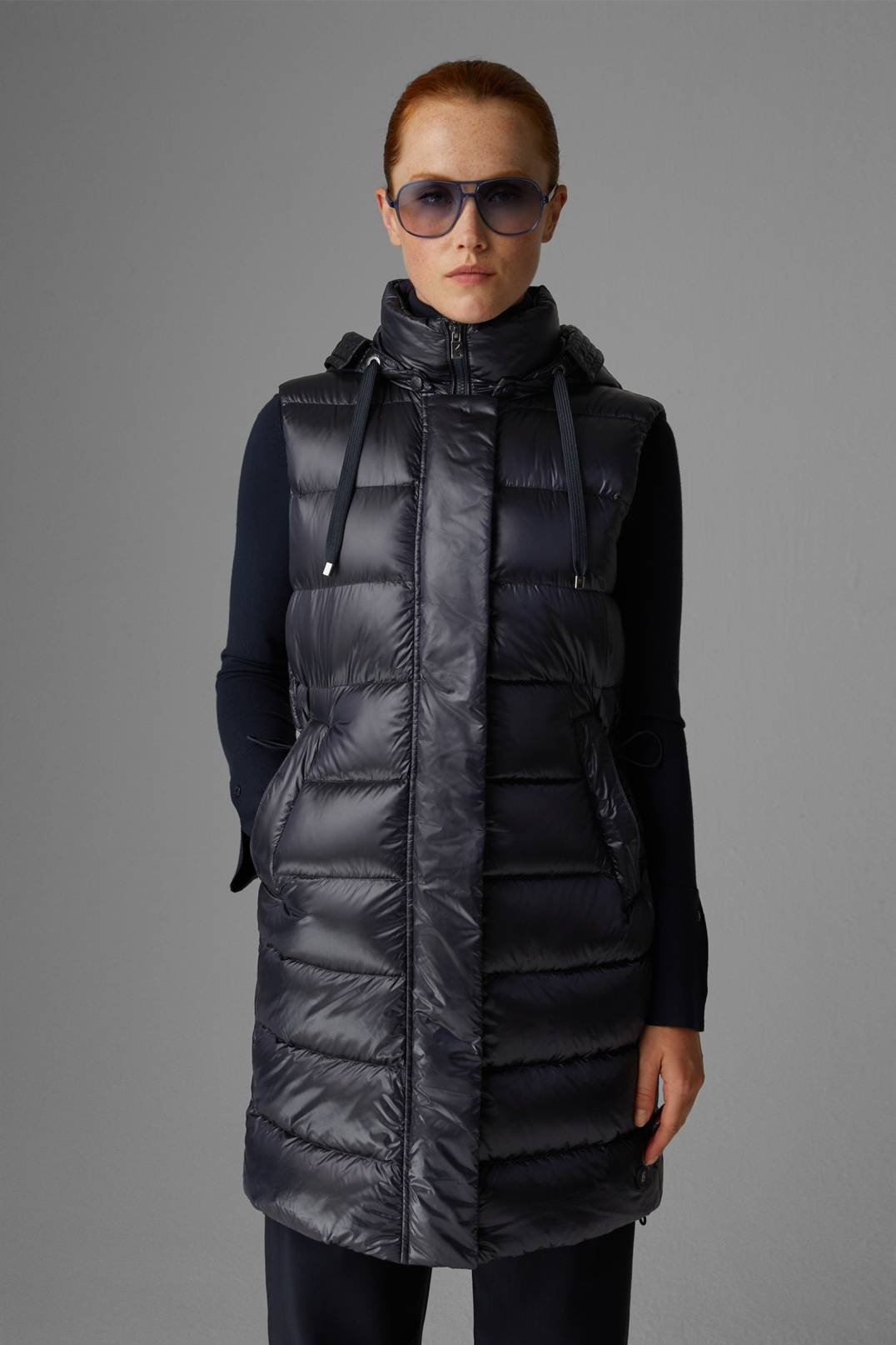 JELLA DOWN WAISTCOAT IN NAVY BLUE - 2