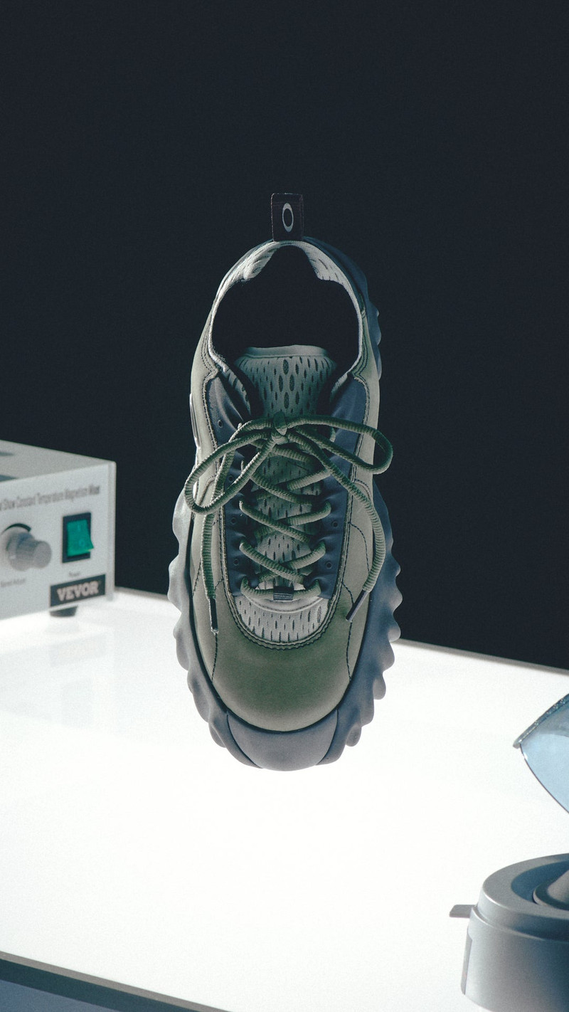 Oakley Factory Team Nubuck Chop Saw - Olive 6